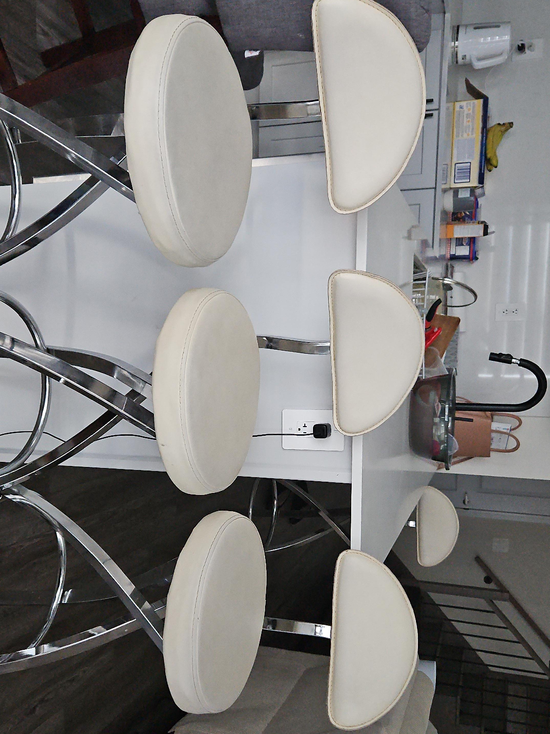 Set of 3 Bar Stools - Cream & Chrome 🥕 thumbnail