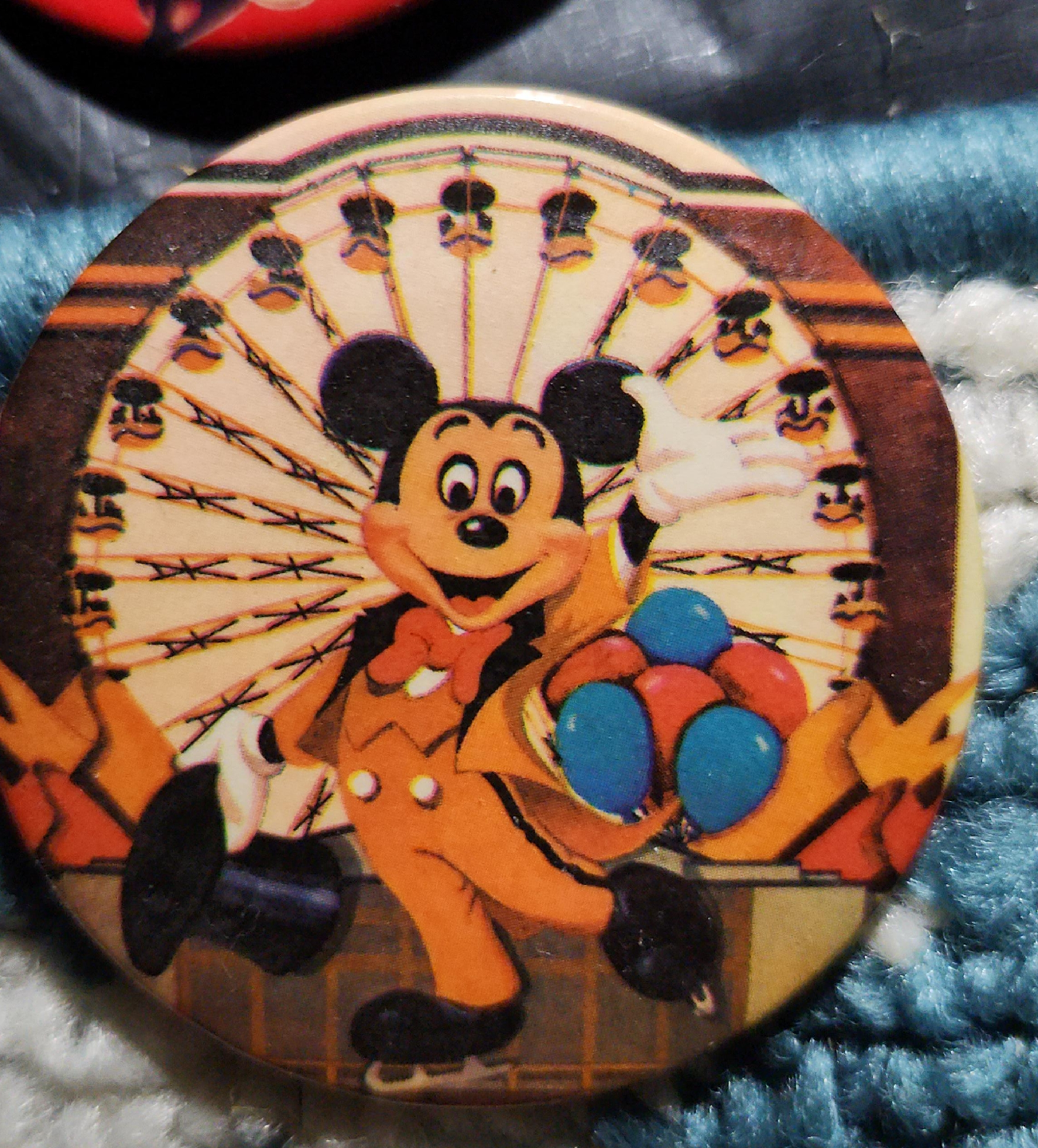 Disney Mickey Mouse Button Pin thumbnail
