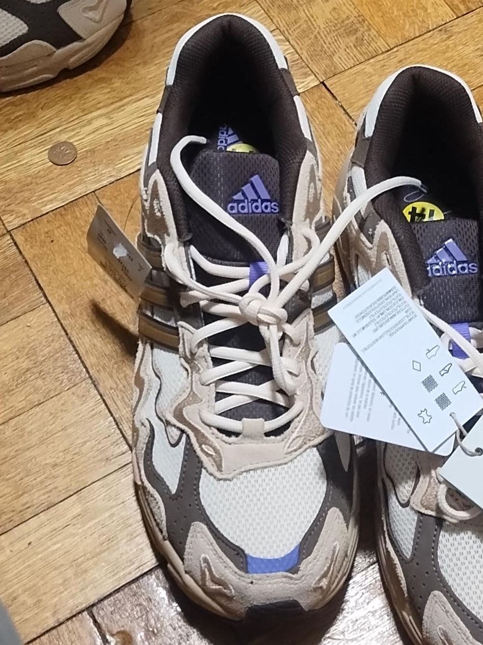 Adidas Response CL Shoes thumbnail