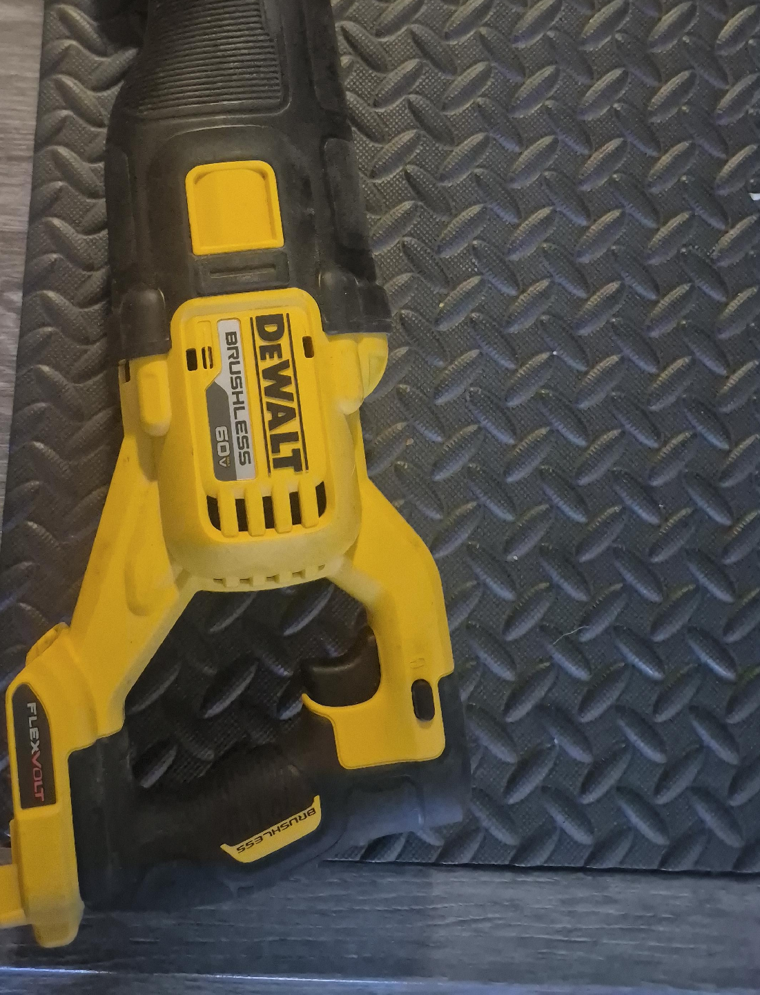DeWalt 60V Brushless Reciprocating Saw thumbnail