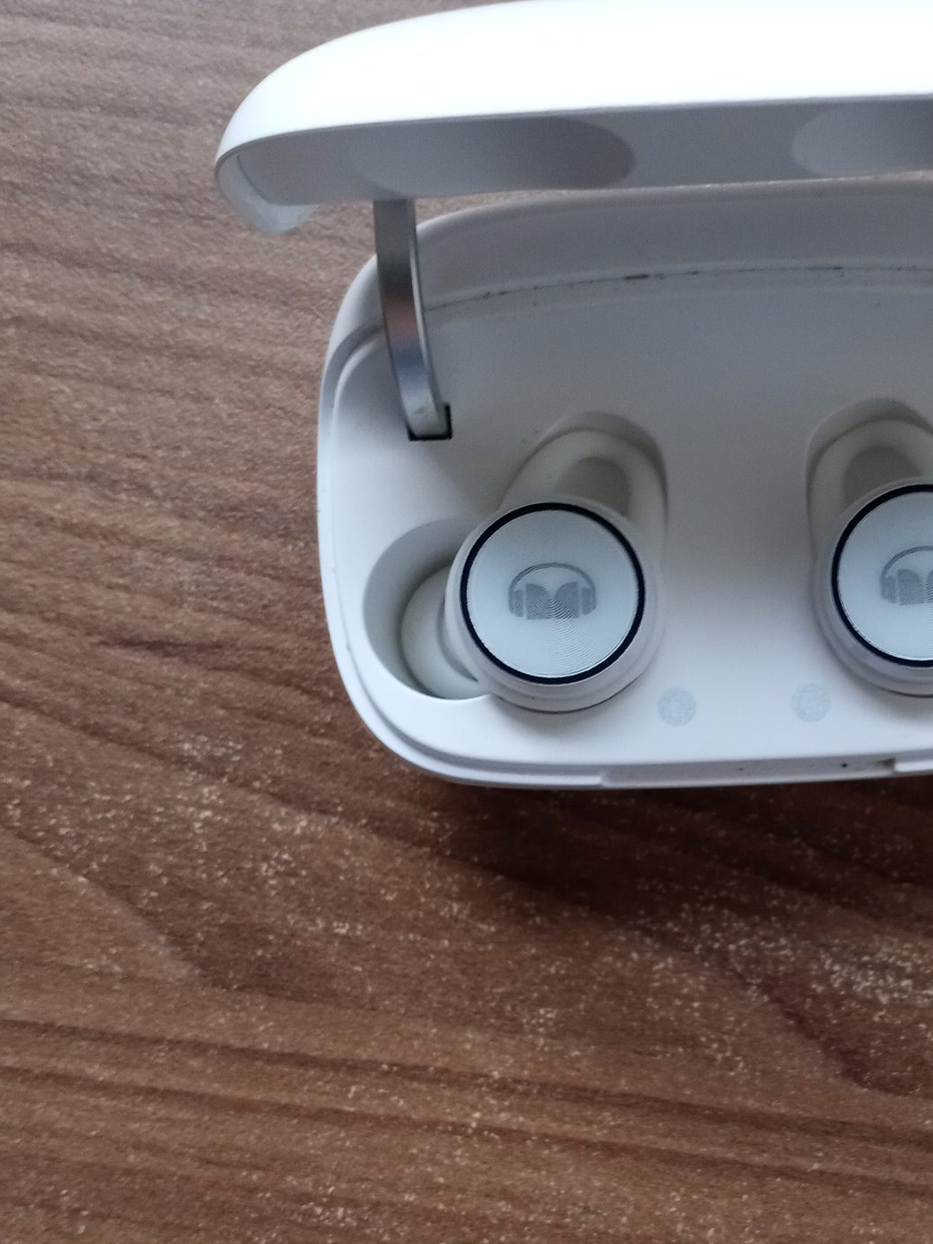 Monster Clarity 101 plus Wireless Earbuds thumbnail