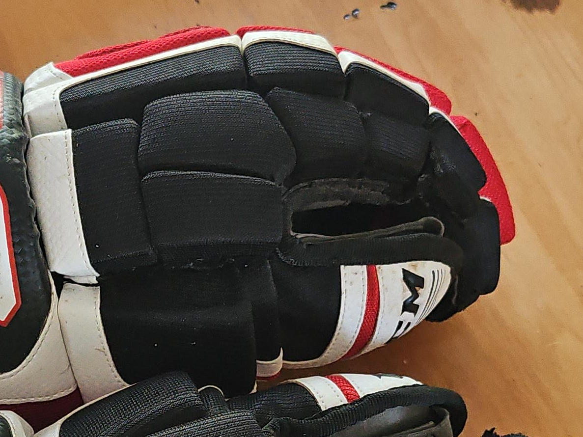 Hockey Gloves thumbnail