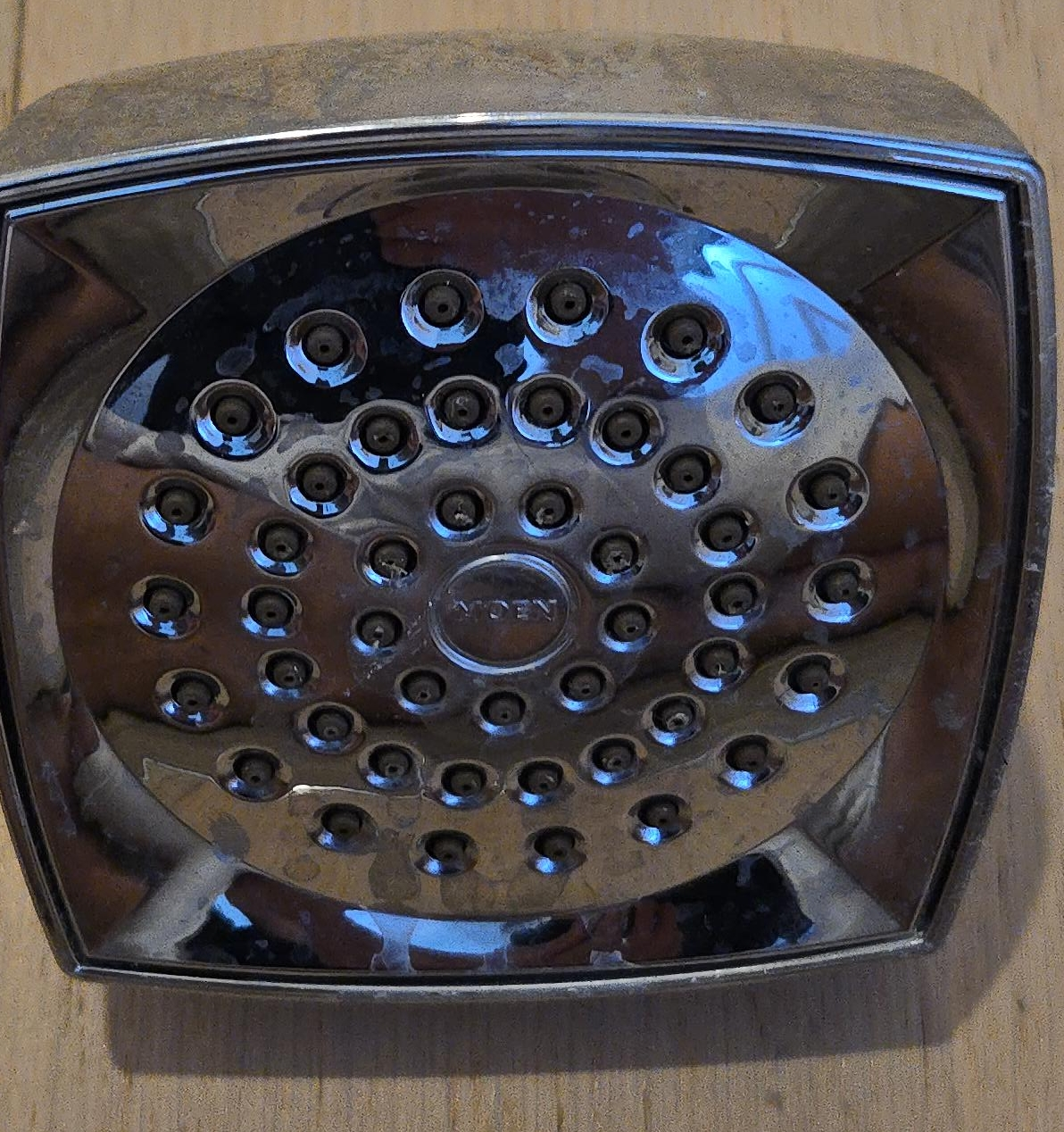 Moen Shower Head  A112.18.1M thumbnail