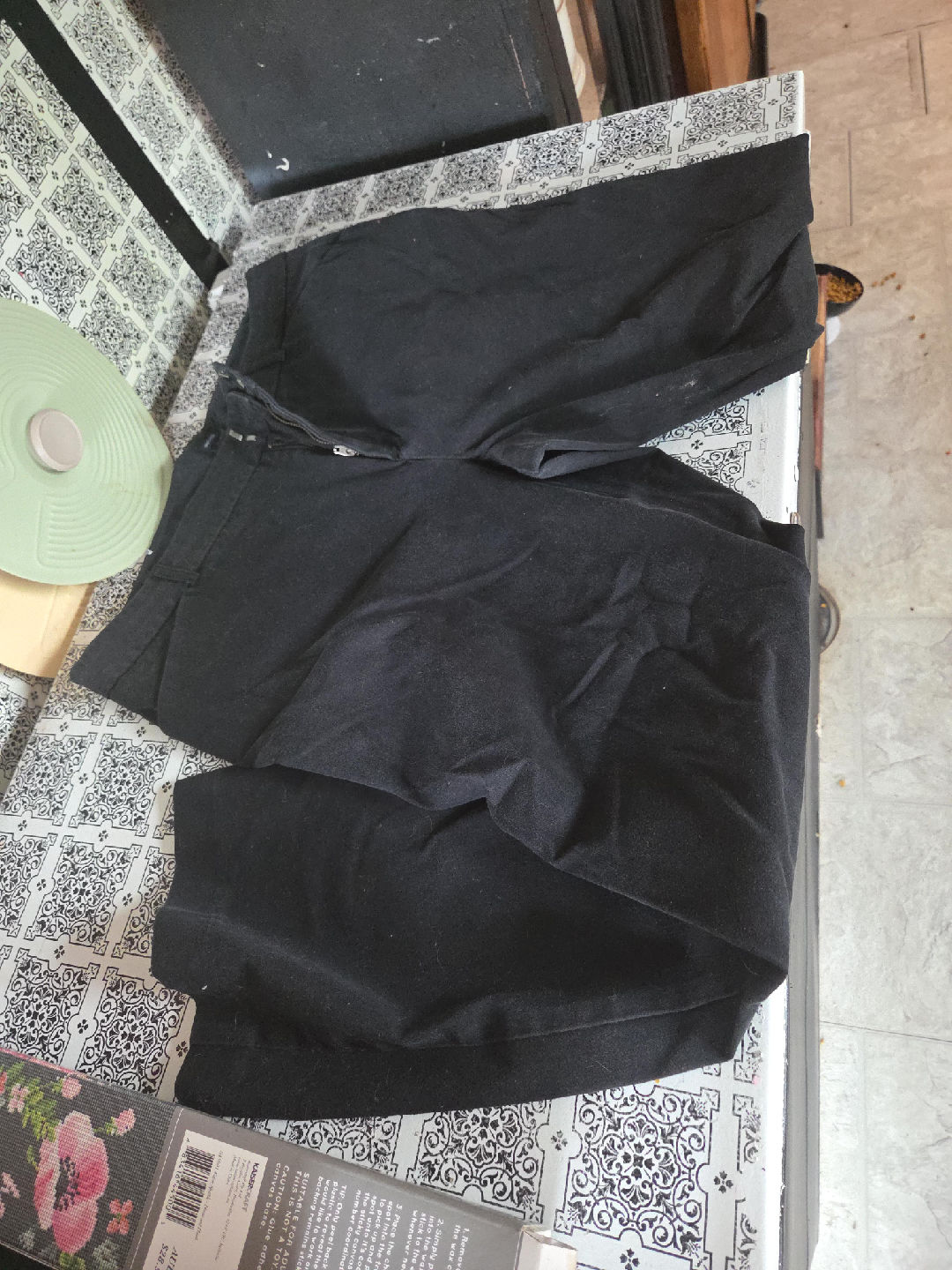 Gap Black Pants Size 16 thumbnail