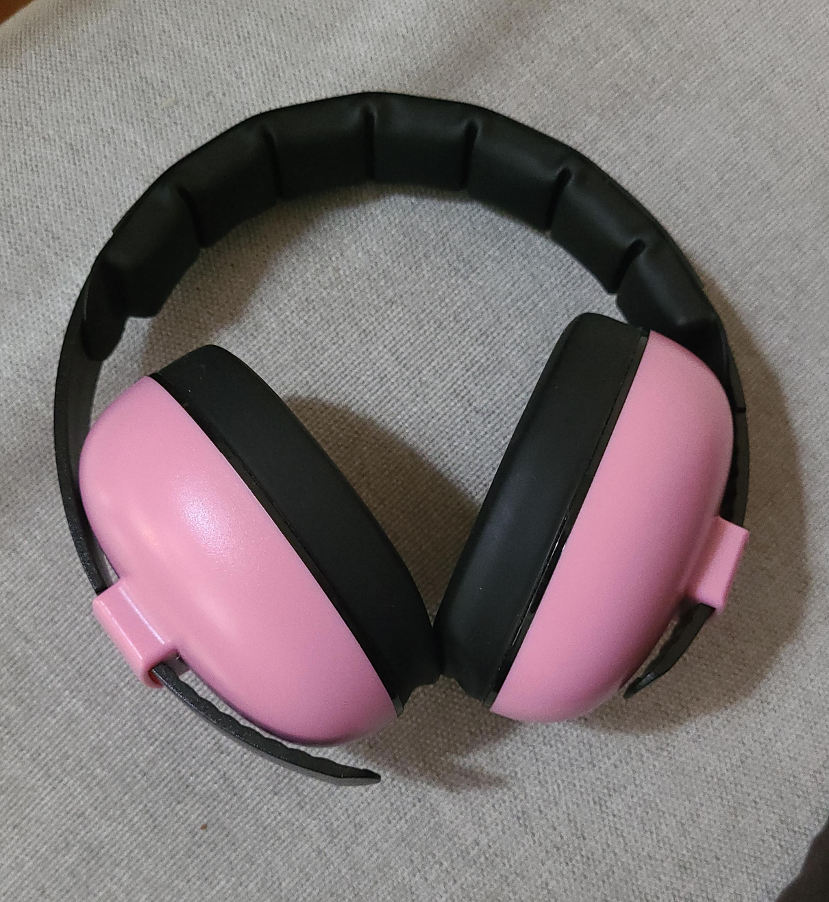Pink Baby Earmuffs - Noise Cancelling thumbnail
