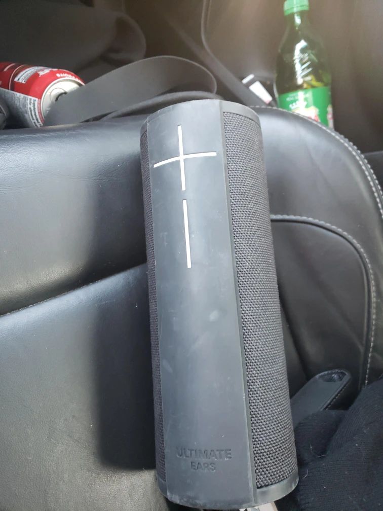 Ultimate Ears Bluetooth MEGABOOM 3 thumbnail