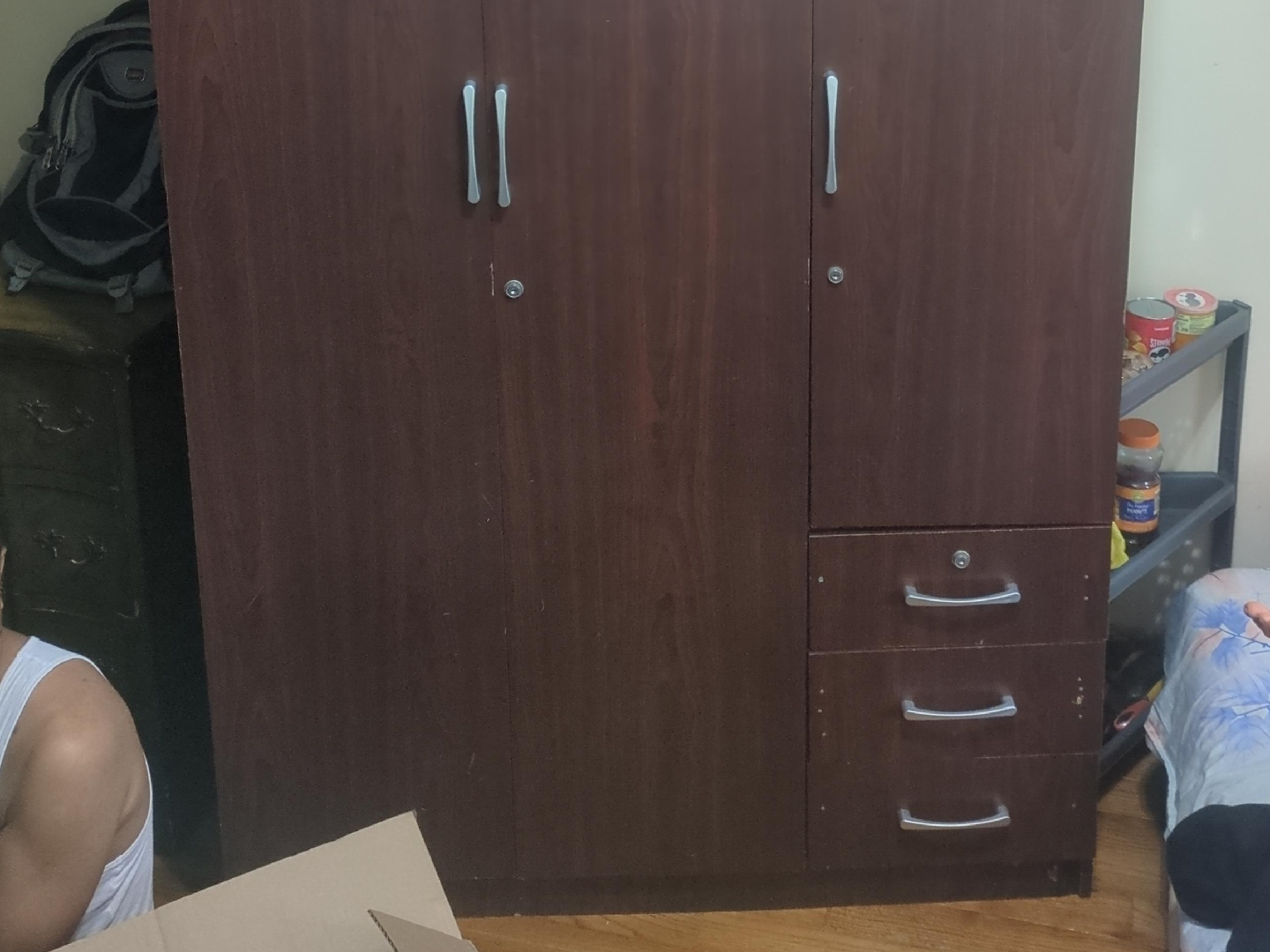 Brown Wooden Wardrobe thumbnail