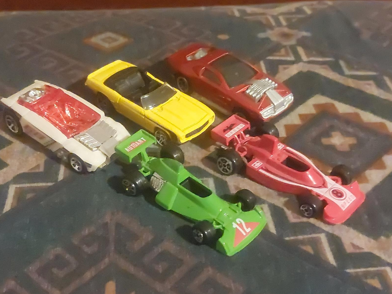 Vintage Diecast Toy Cars - Lot of 5 thumbnail