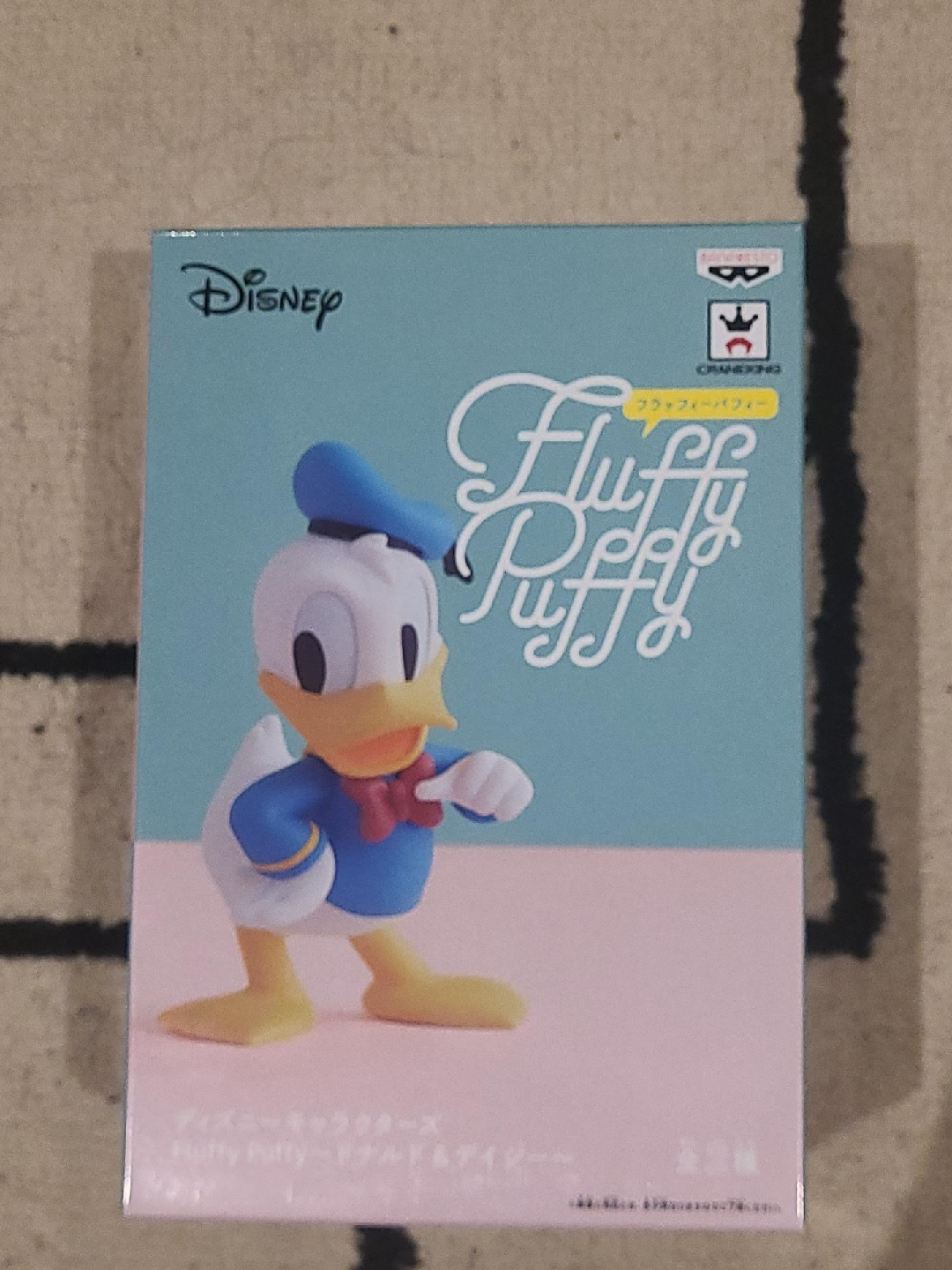 Disney Fluffy Puffy Donald Duck Figure thumbnail