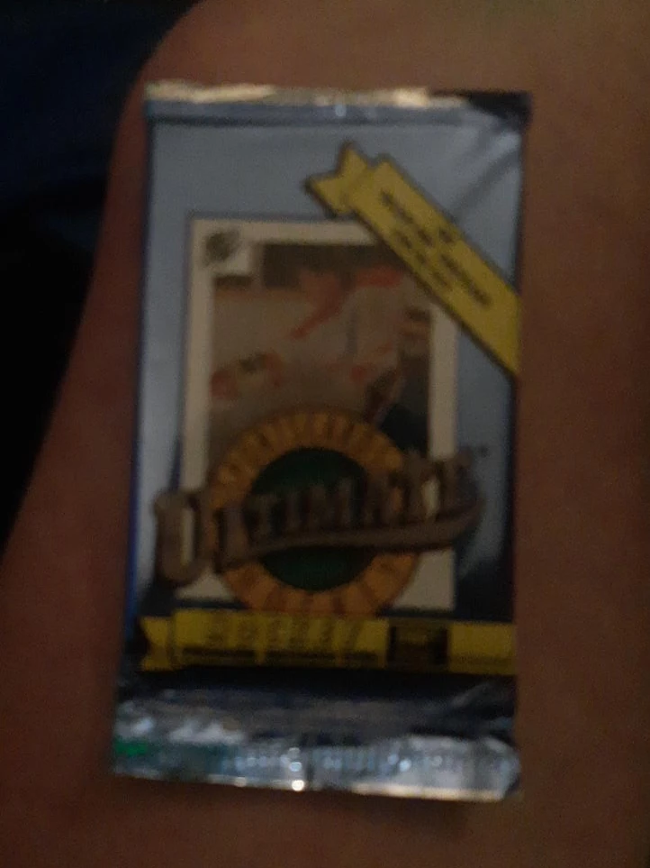 Upper Deck Ultimate Baseball Trading Cards Pack thumbnail