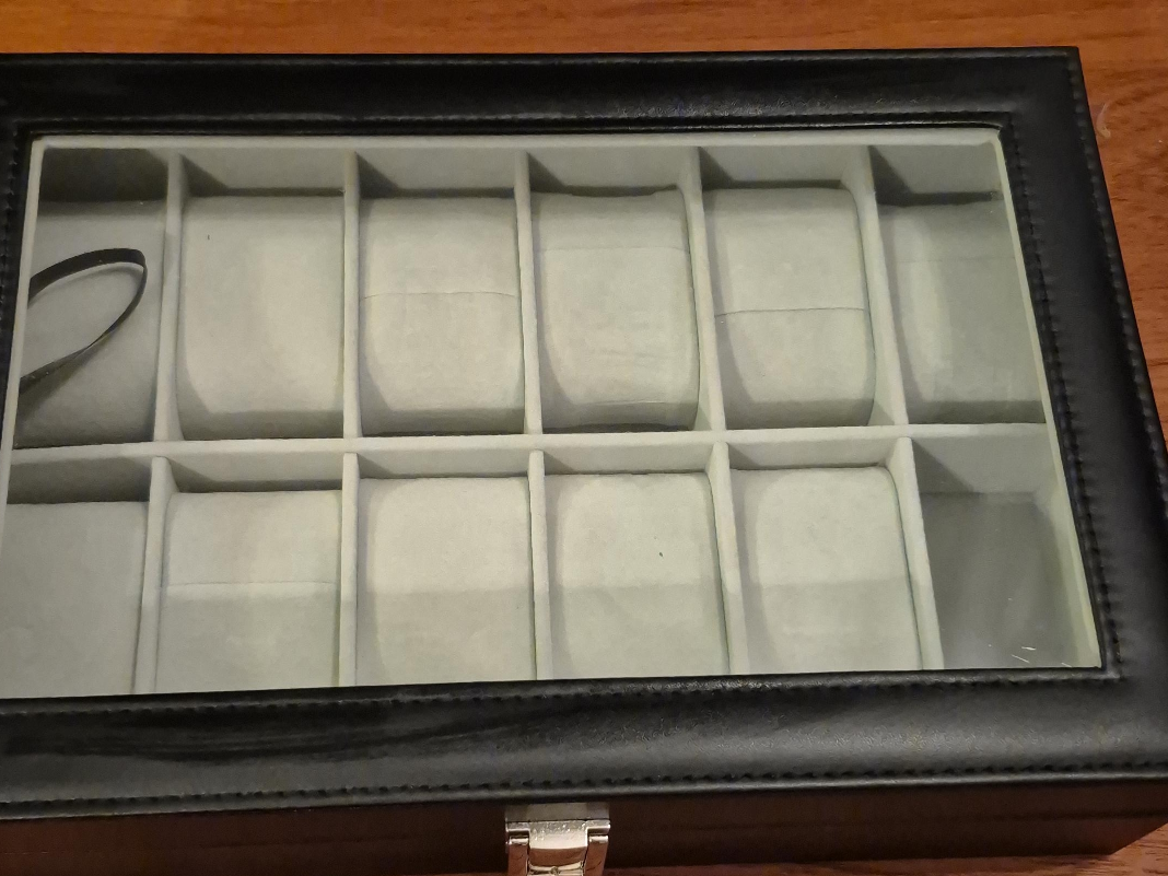 Watch Display Case thumbnail