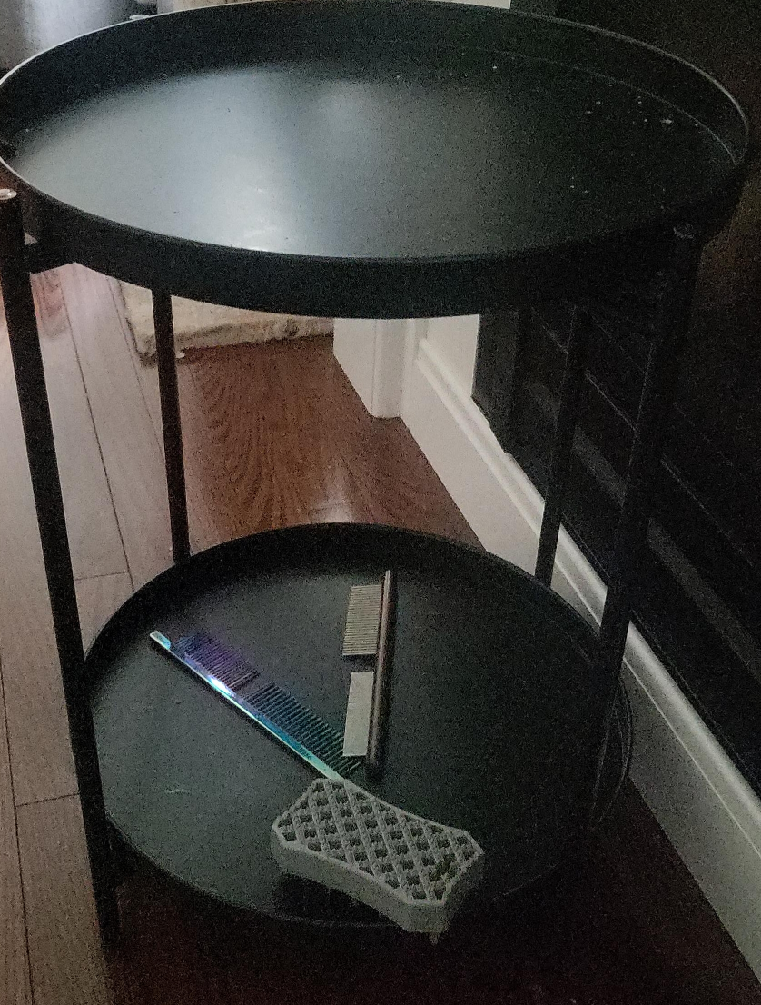 Black 2-Tier Round Side Table thumbnail