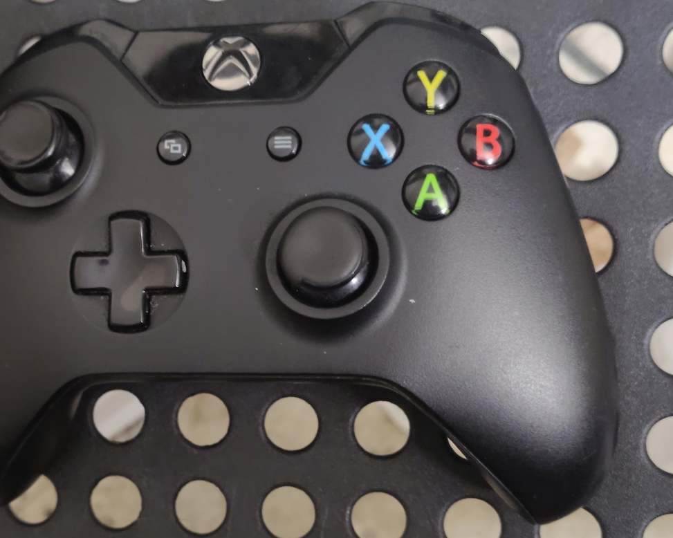 Xbox Wireless Controller - Black thumbnail