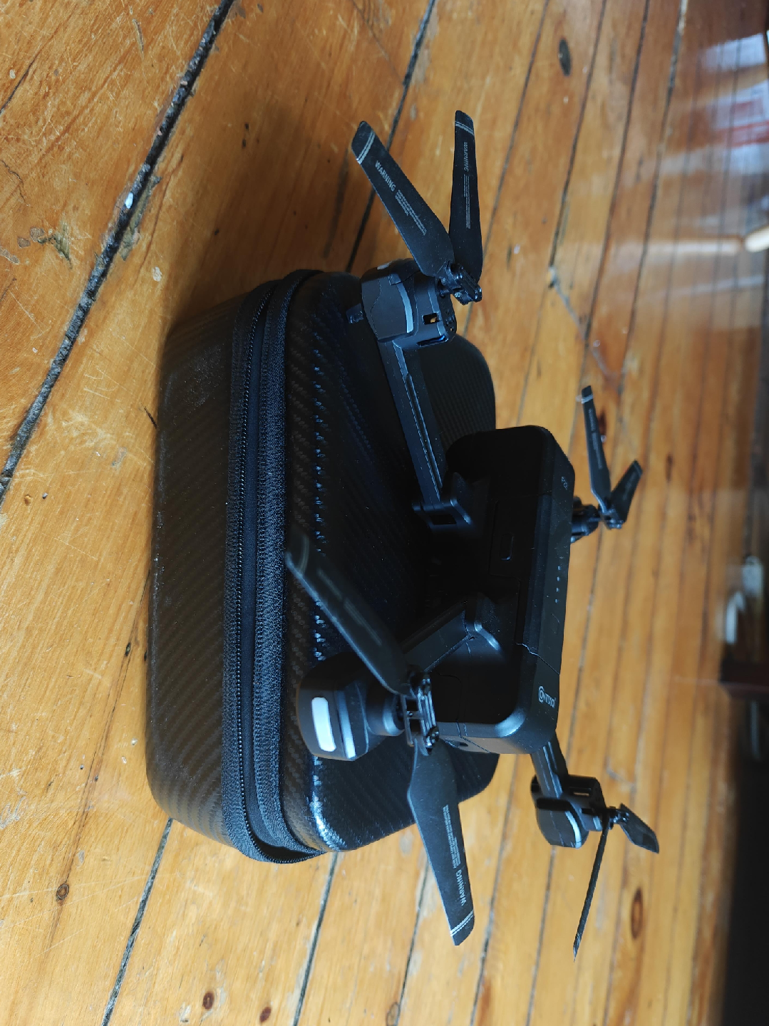 Contixo F22 Foldable Drone with Case thumbnail