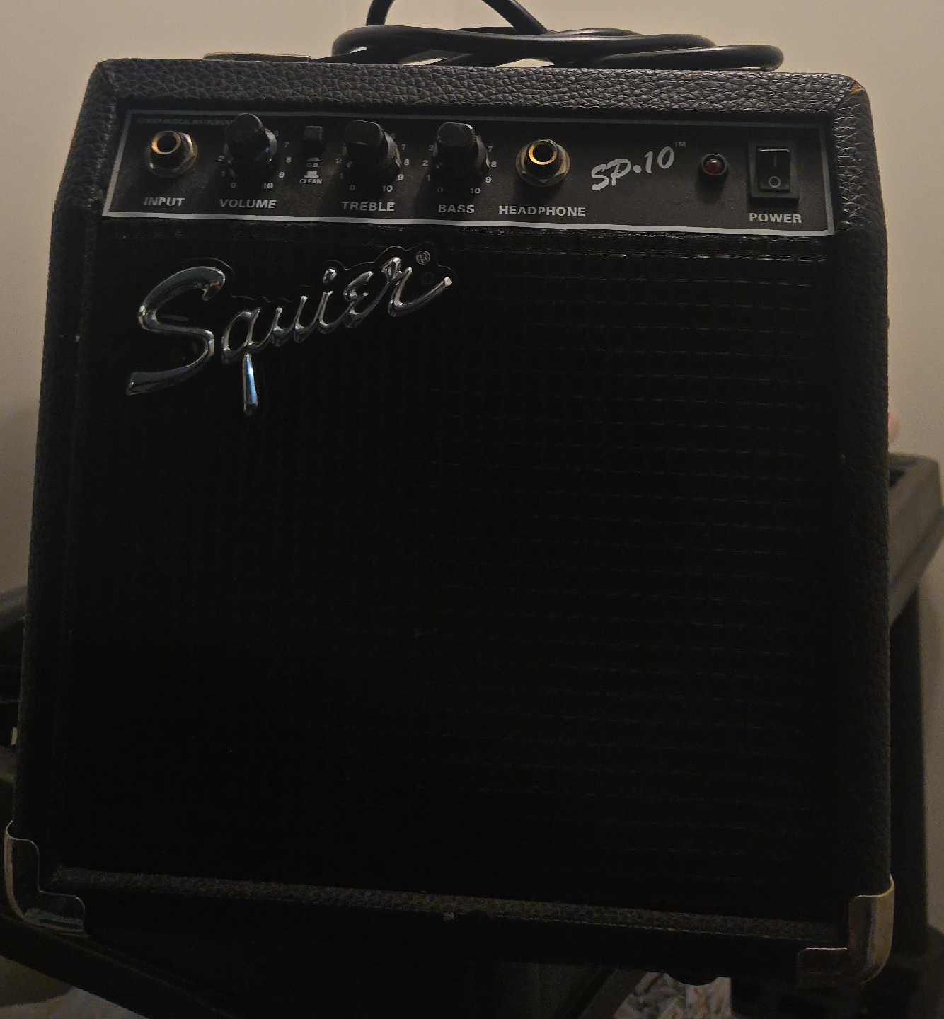 Squier SP-10 Guitar Amplifier