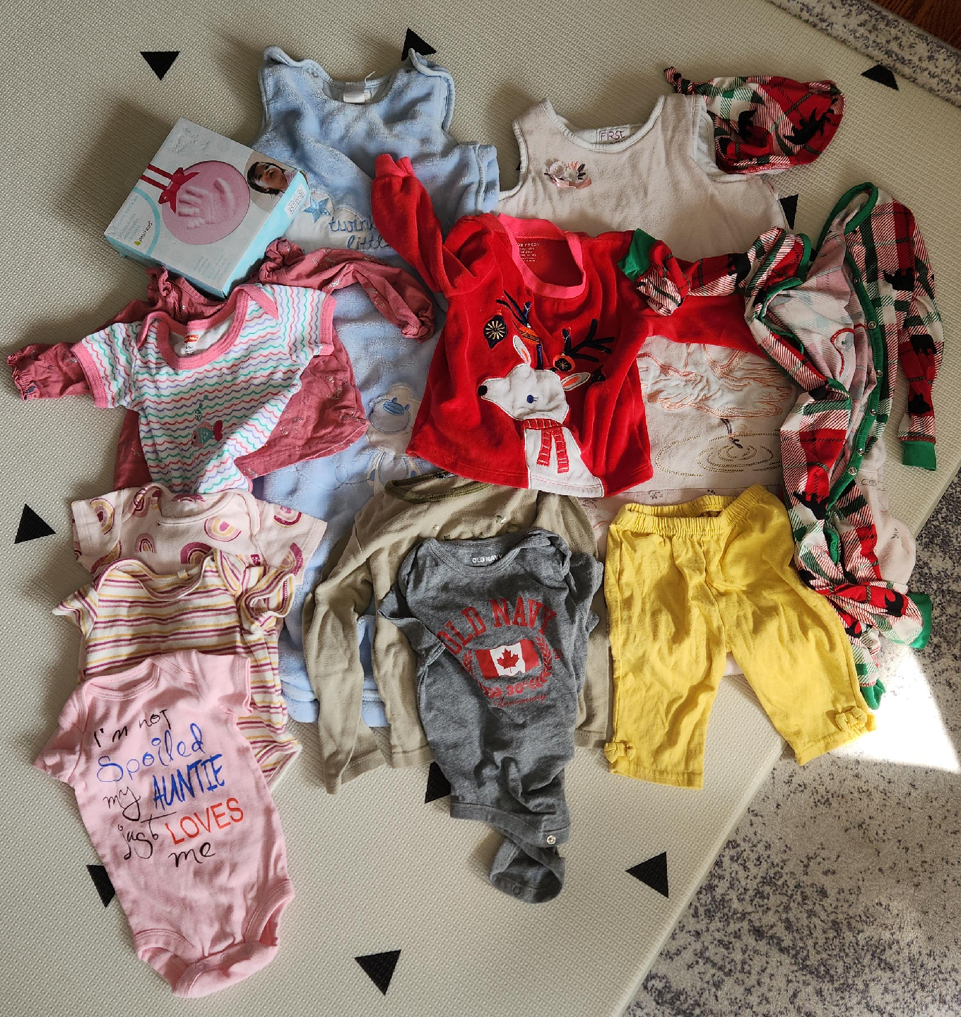 Baby Clothes Bundle - Assorted Brands & Sizes thumbnail