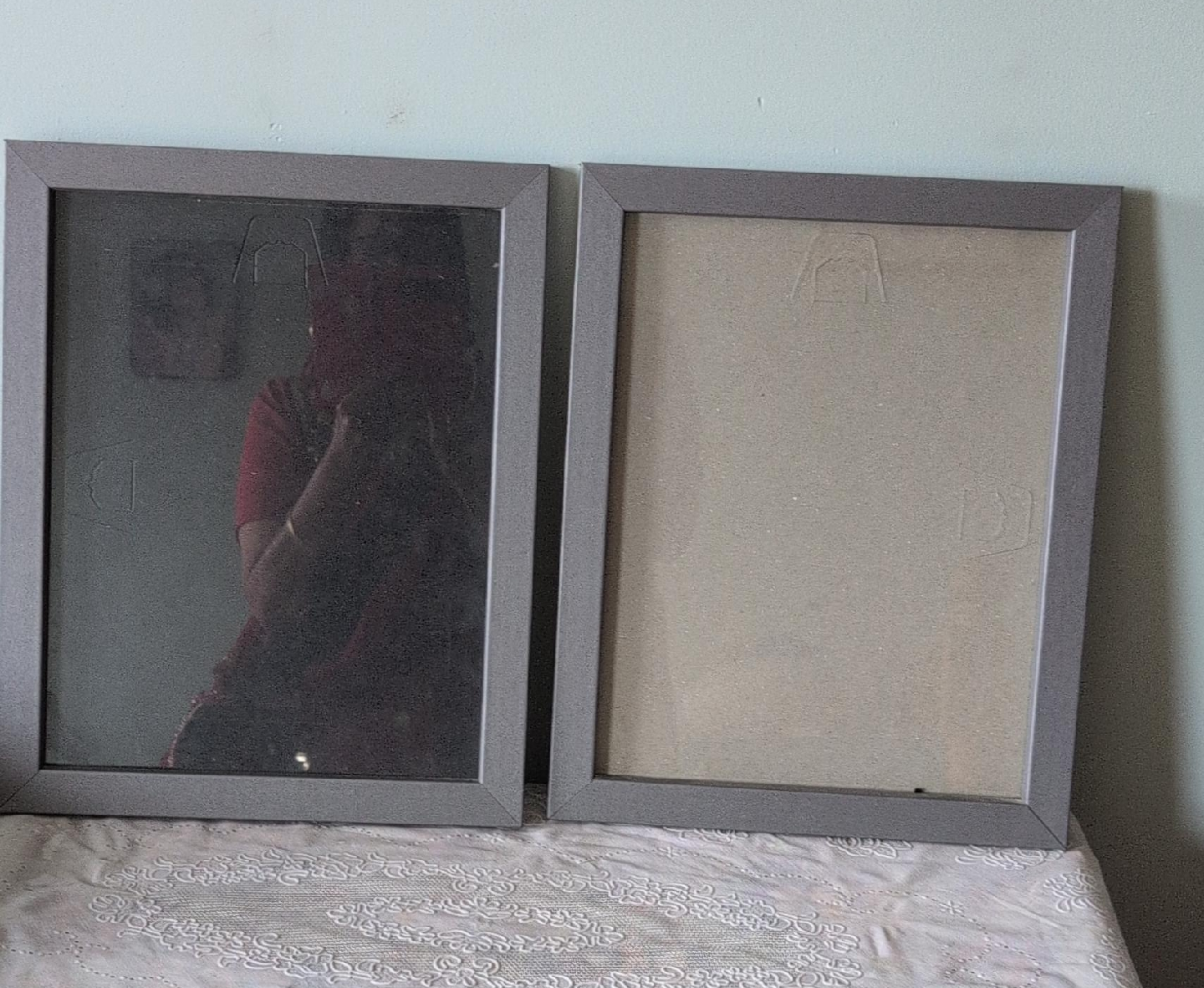 Picture Frames (Set of 2) thumbnail