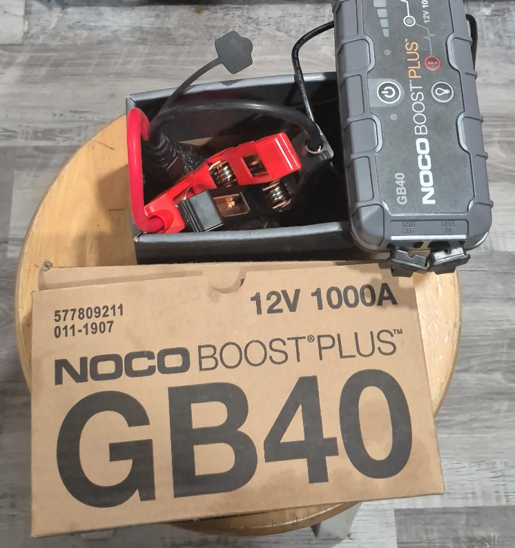 NOCO Boost Plus GB40 1000A 12V Jump Starter thumbnail