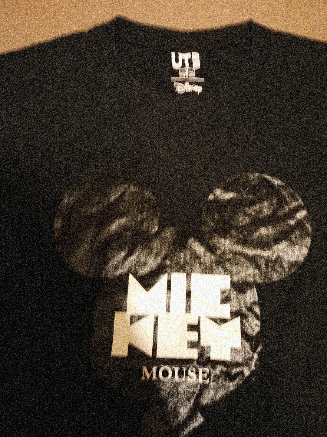 Disney x Uniqlo Mickey Mouse T-shirt - Size M thumbnail