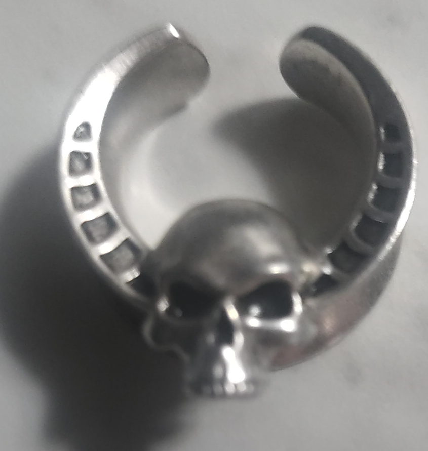 Skull Ring