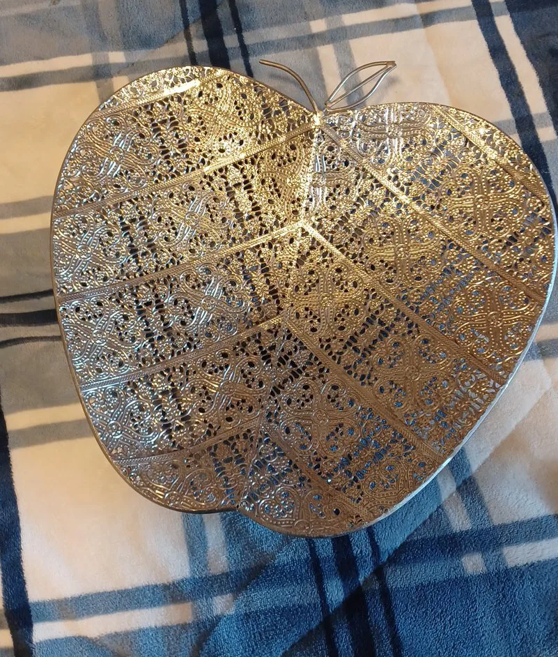 Decorative Metal Apple Tray