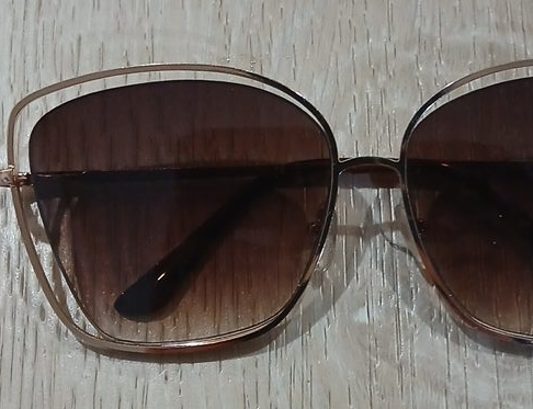 Rose Gold Sunglasses thumbnail