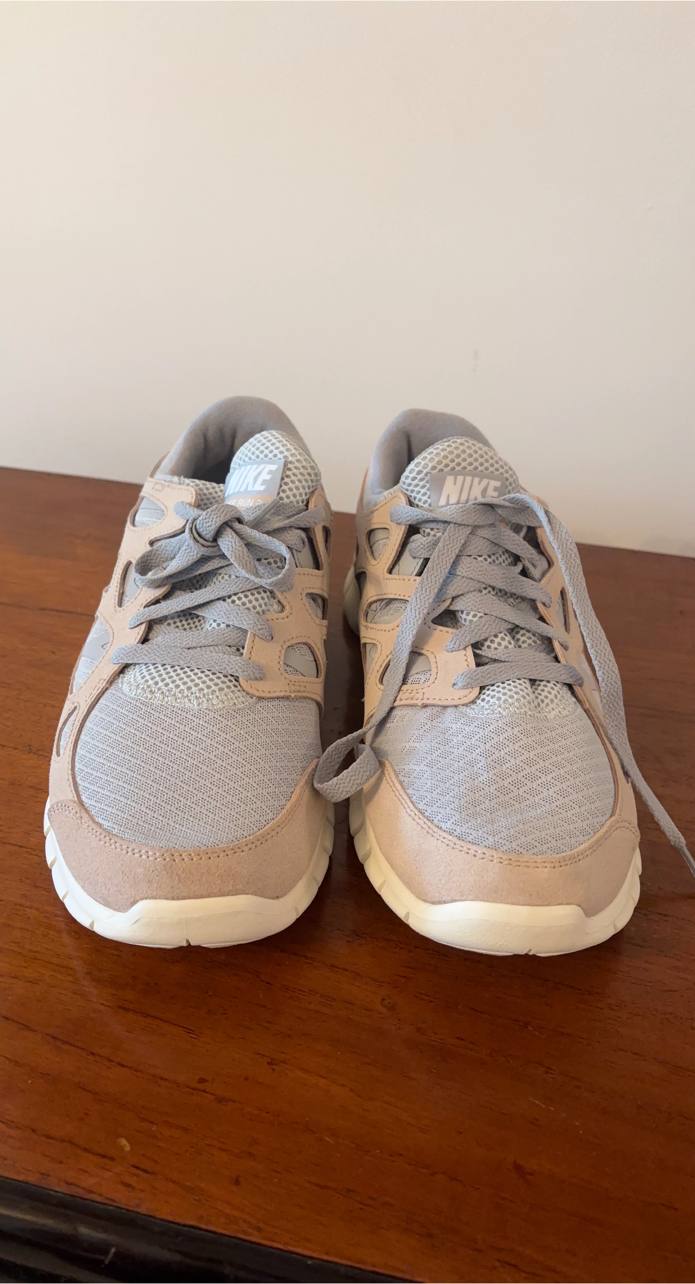 New Nike Free Run 2 Sneakers - Size 12 thumbnail