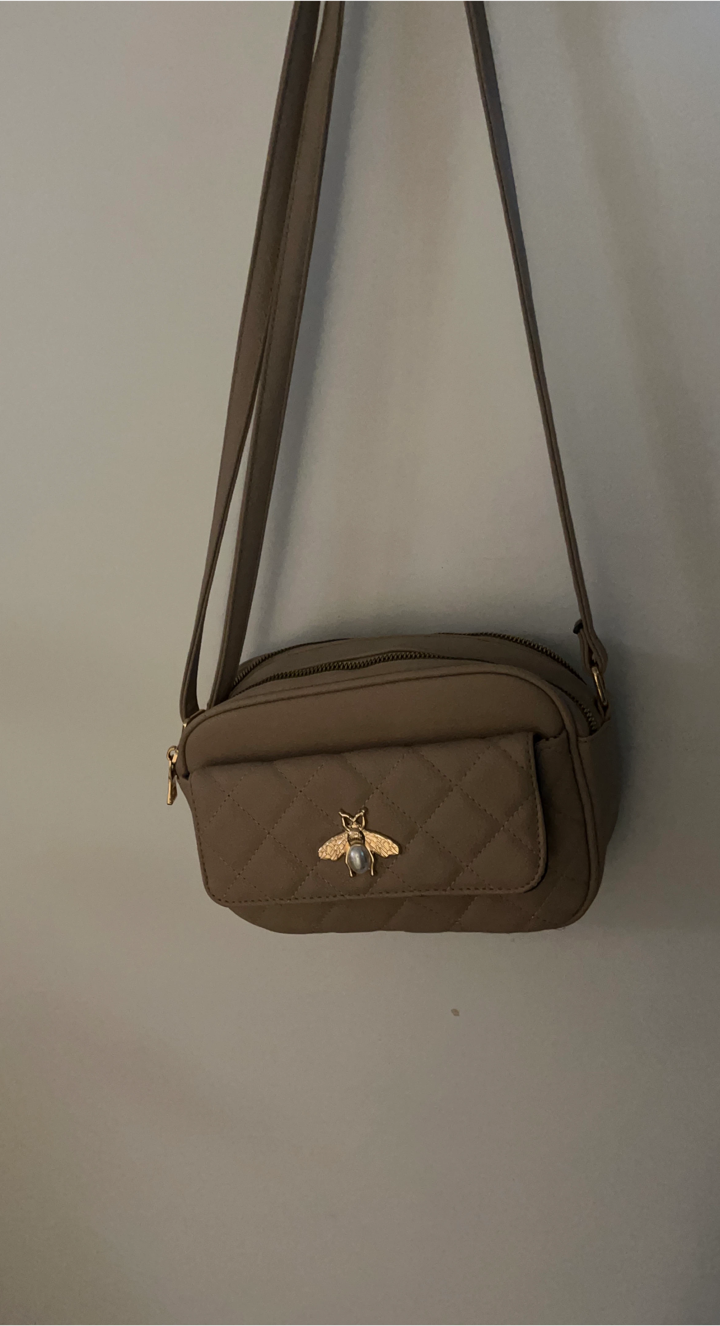Quilted Bee Crossbody Bag - Taupe thumbnail