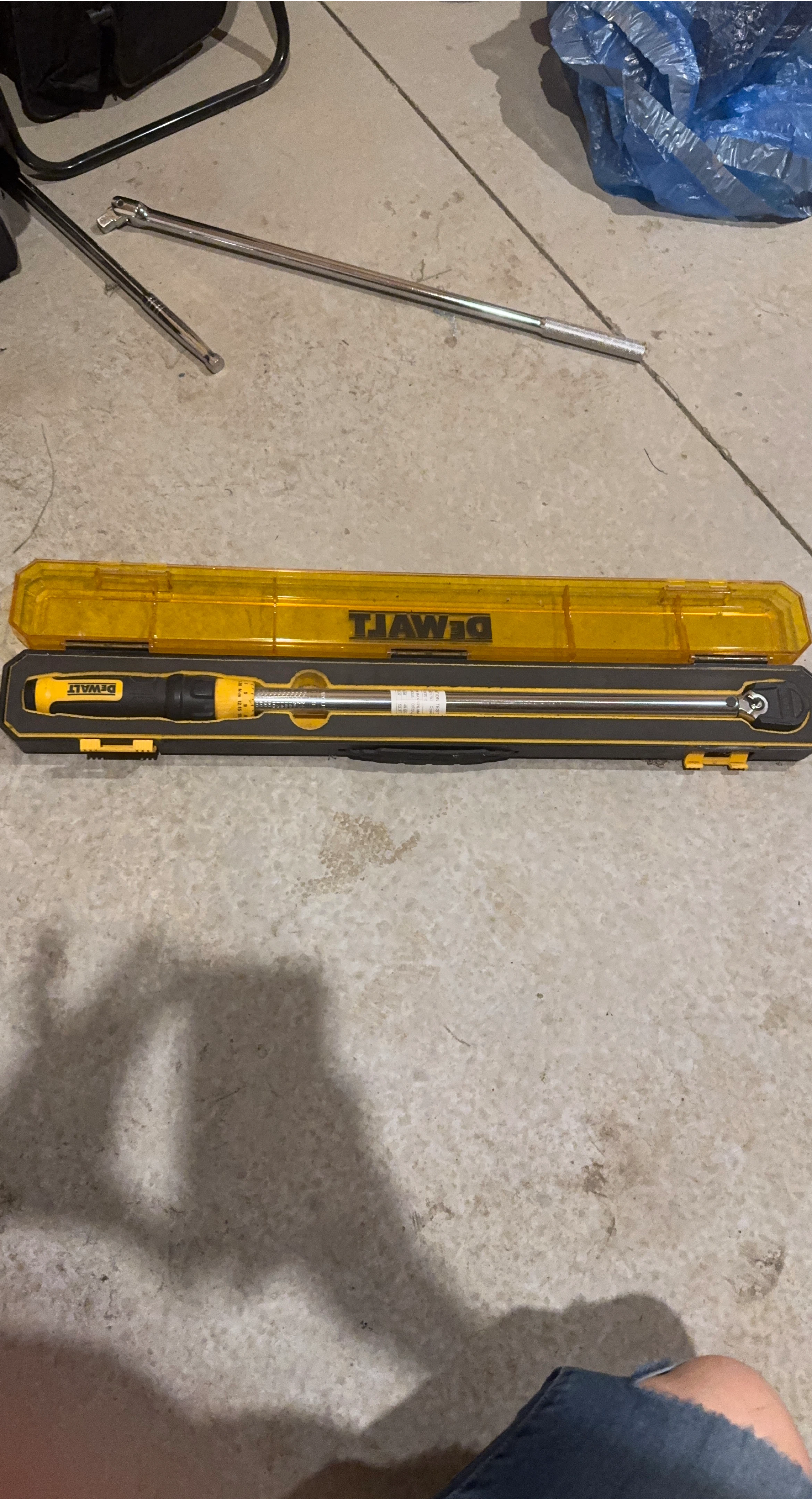 DeWalt Torque Wrench with Case thumbnail