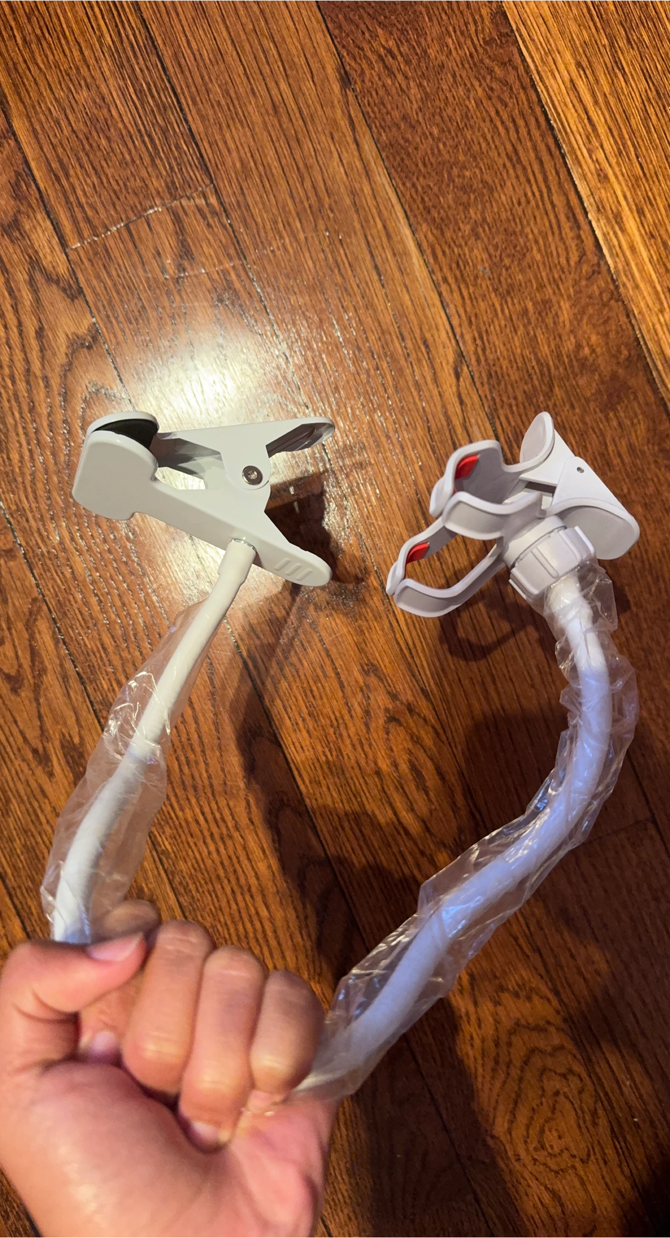 Flexible Long Arm Mobile Phone Holder thumbnail