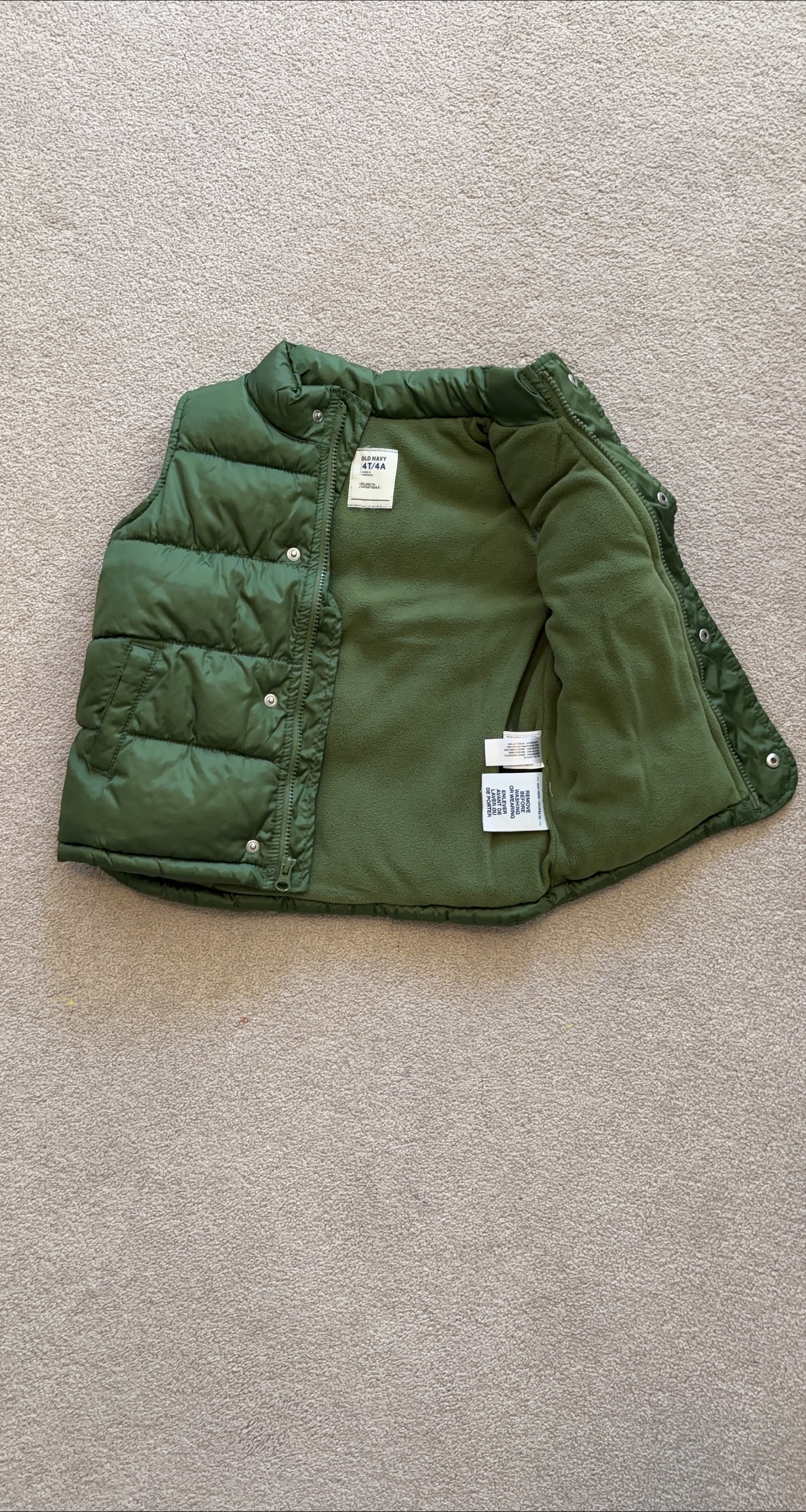 Old Navy Green Puffer Vest Size 4T thumbnail