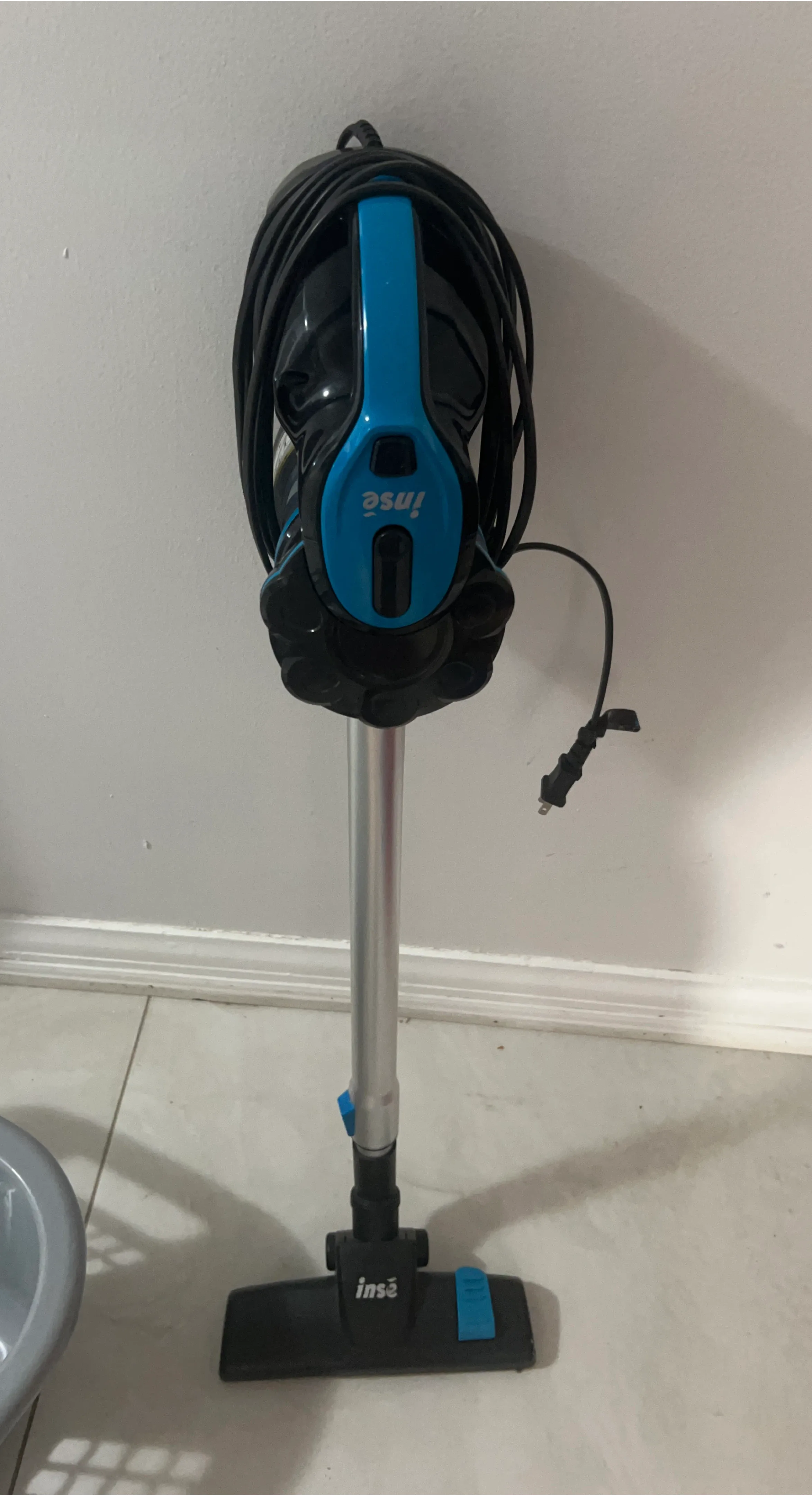 Insé Stick Vacuum Cleaner
