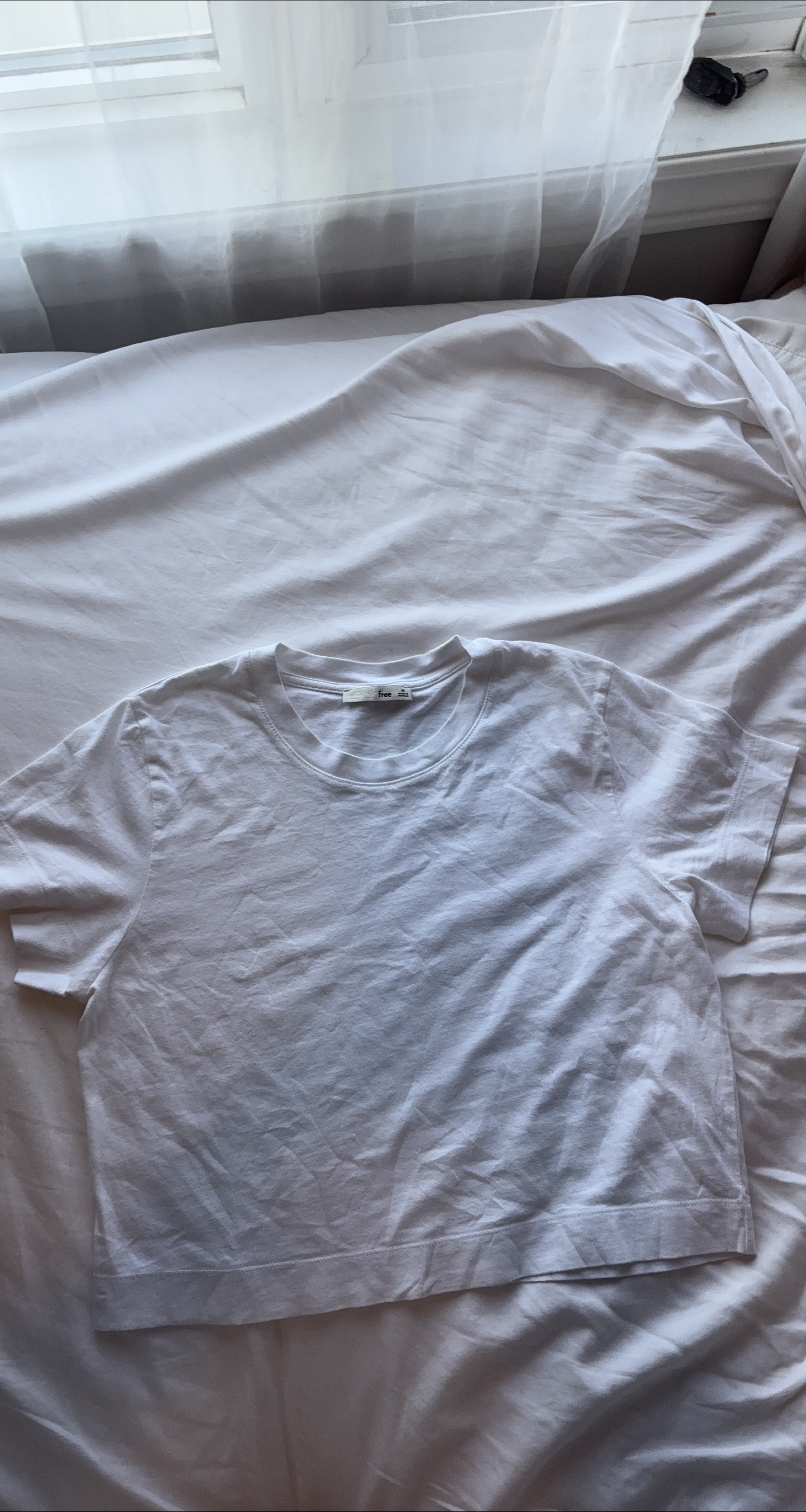 Free Label White T-Shirt - Size M