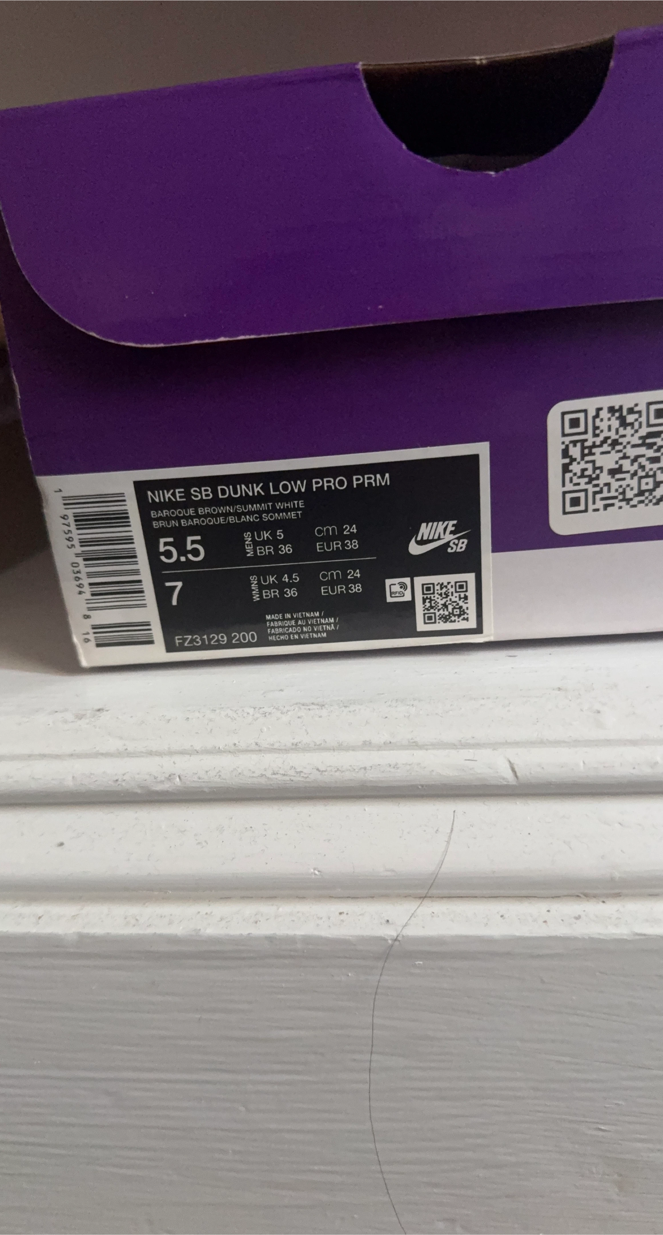 Nike SB Dunk Low Pro PRM Baroque Brown Size 7 thumbnail