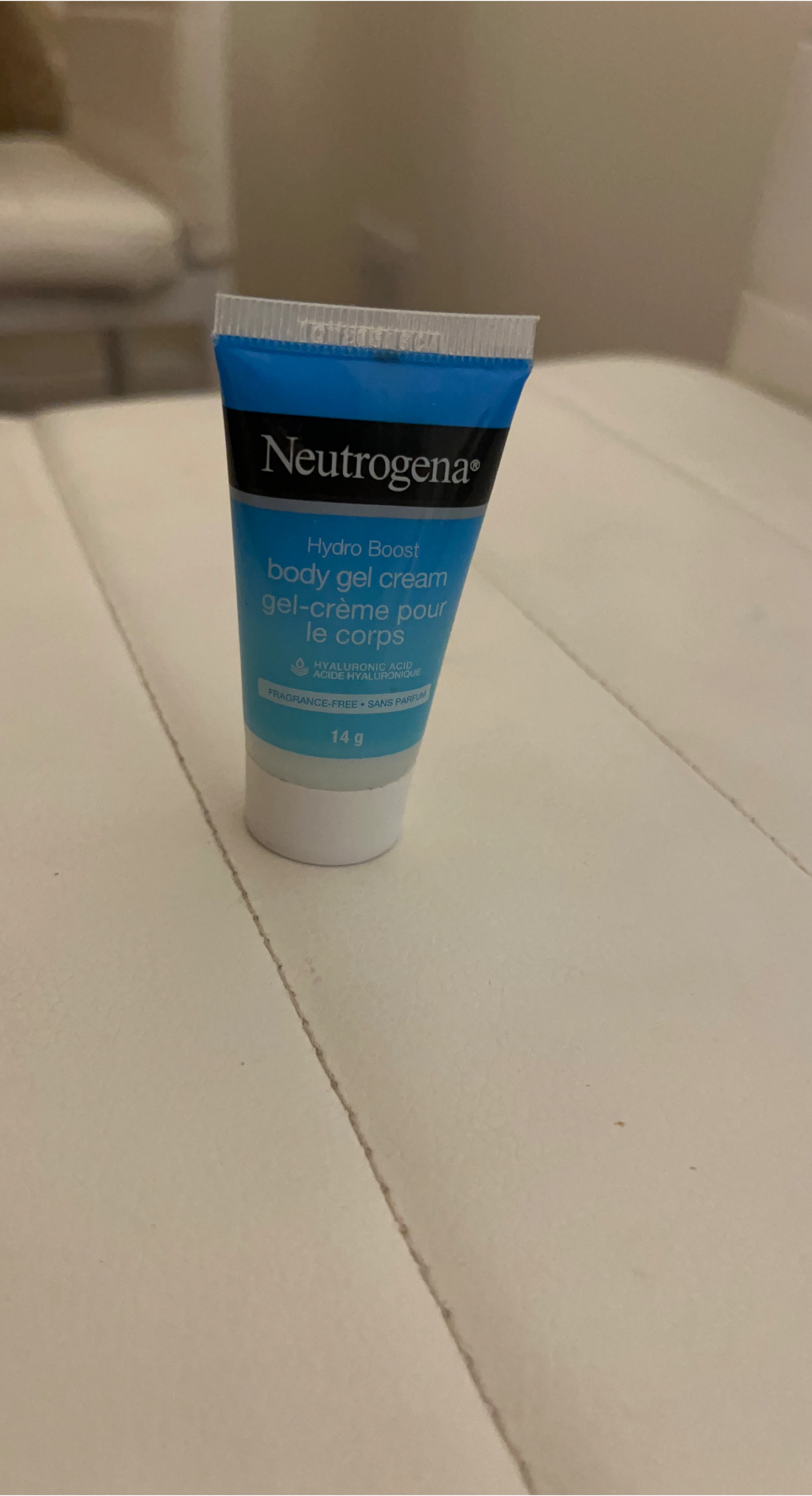 Neutrogena Hydro Boost Body Gel Cream 14g thumbnail