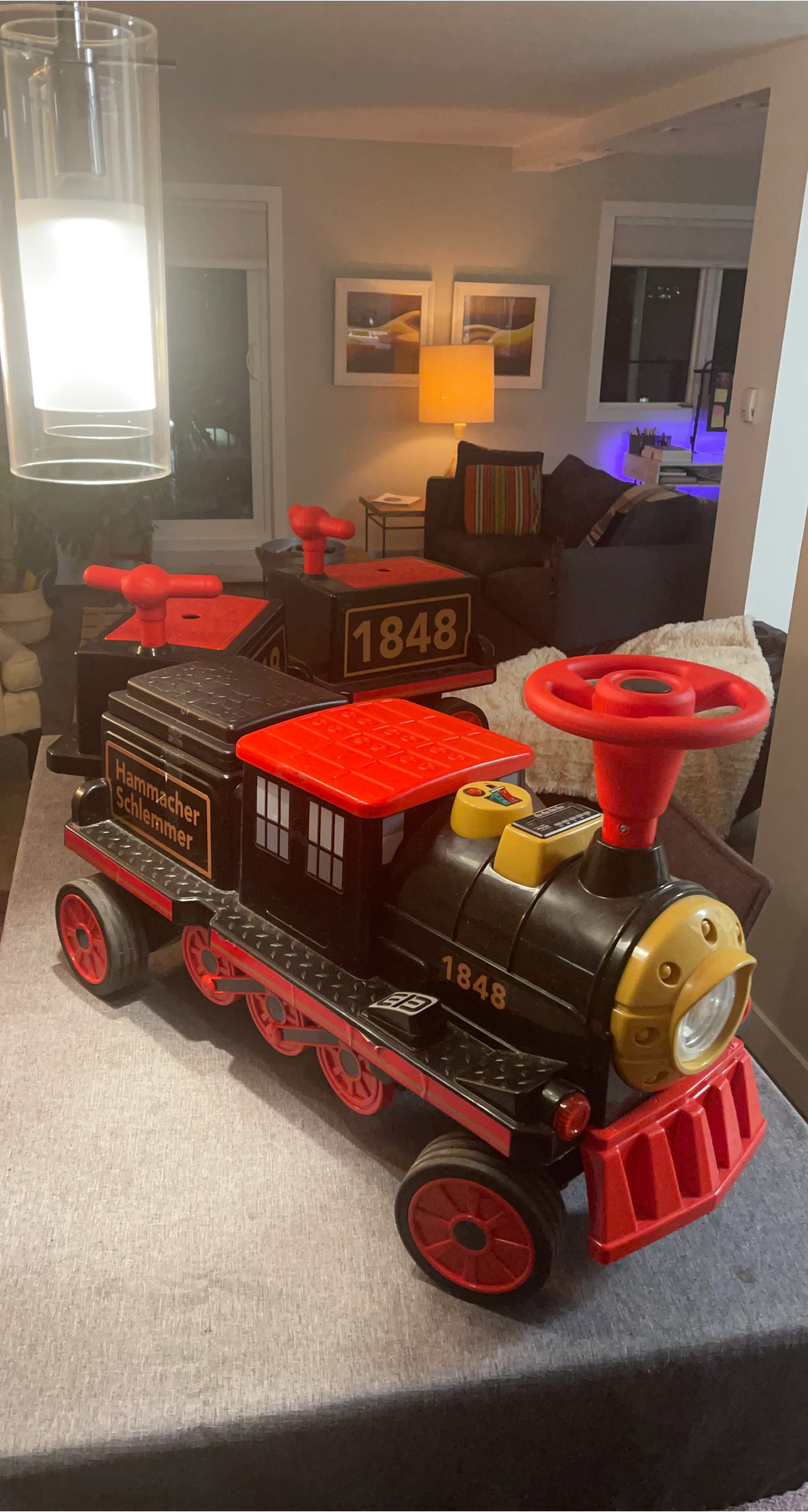 VOLTZ TOYS Ride-on Train for Kids