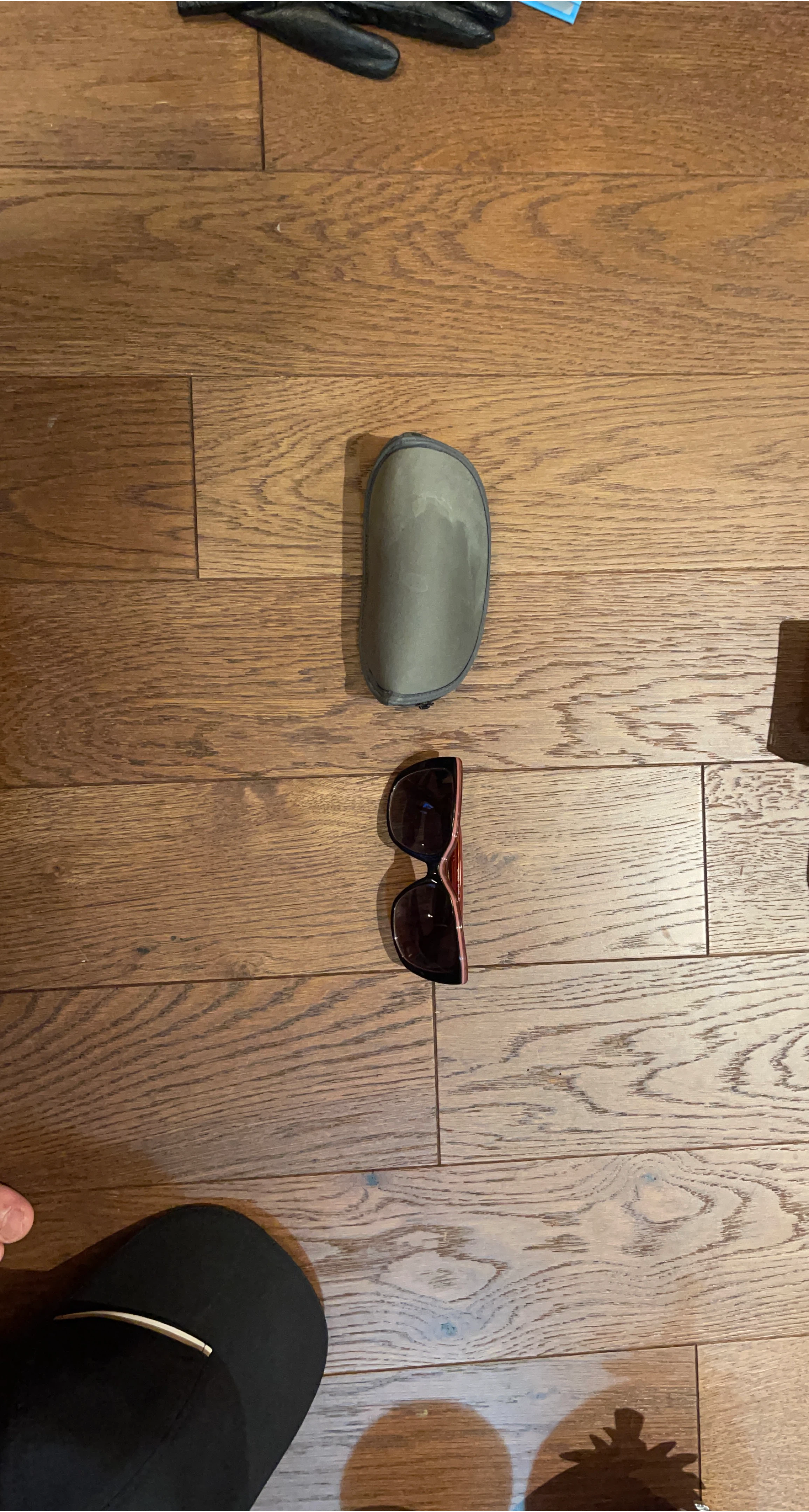 Sunglasses with Case thumbnail