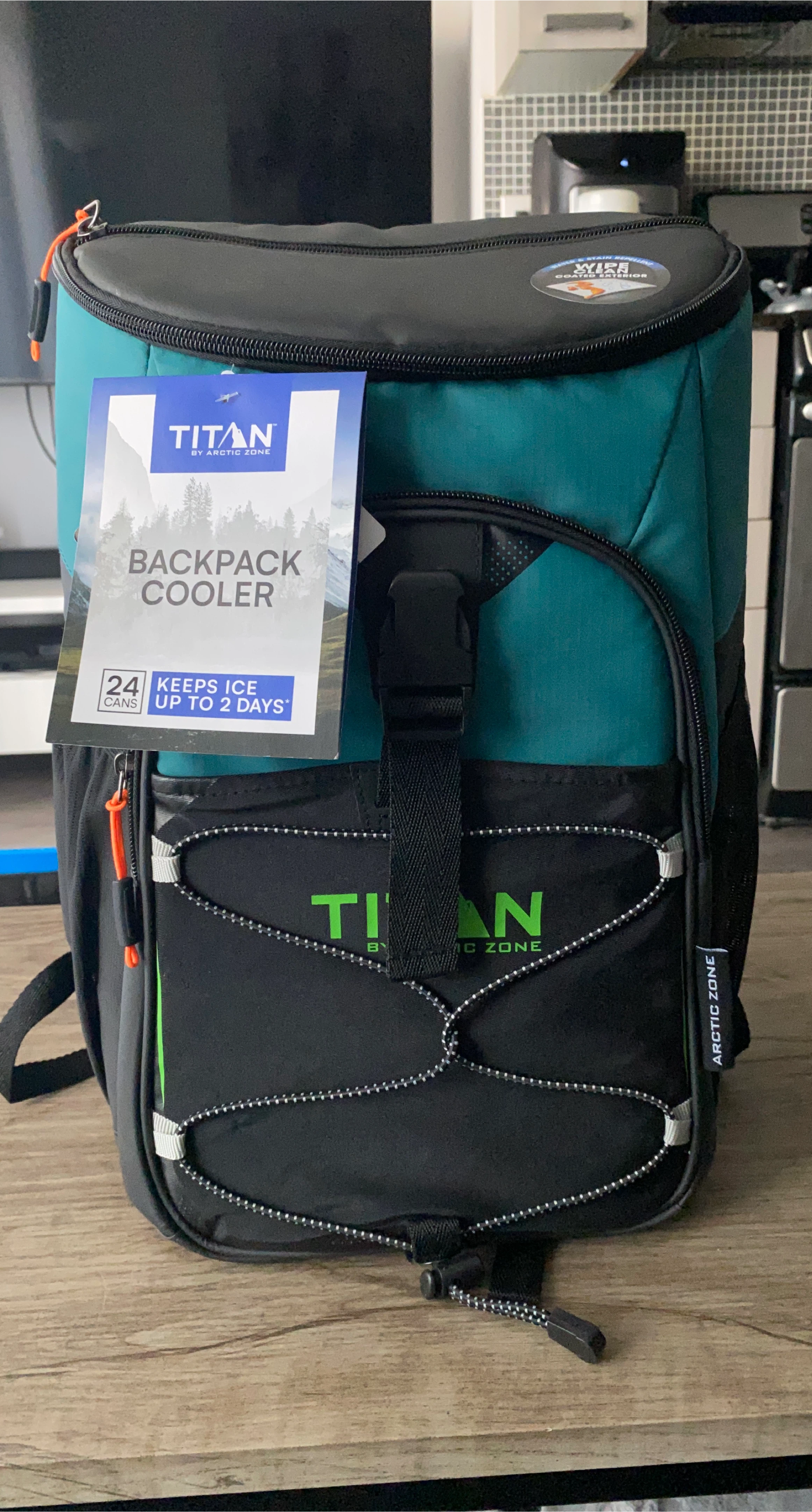 Titan by Arctic Zone Backpack Cooler