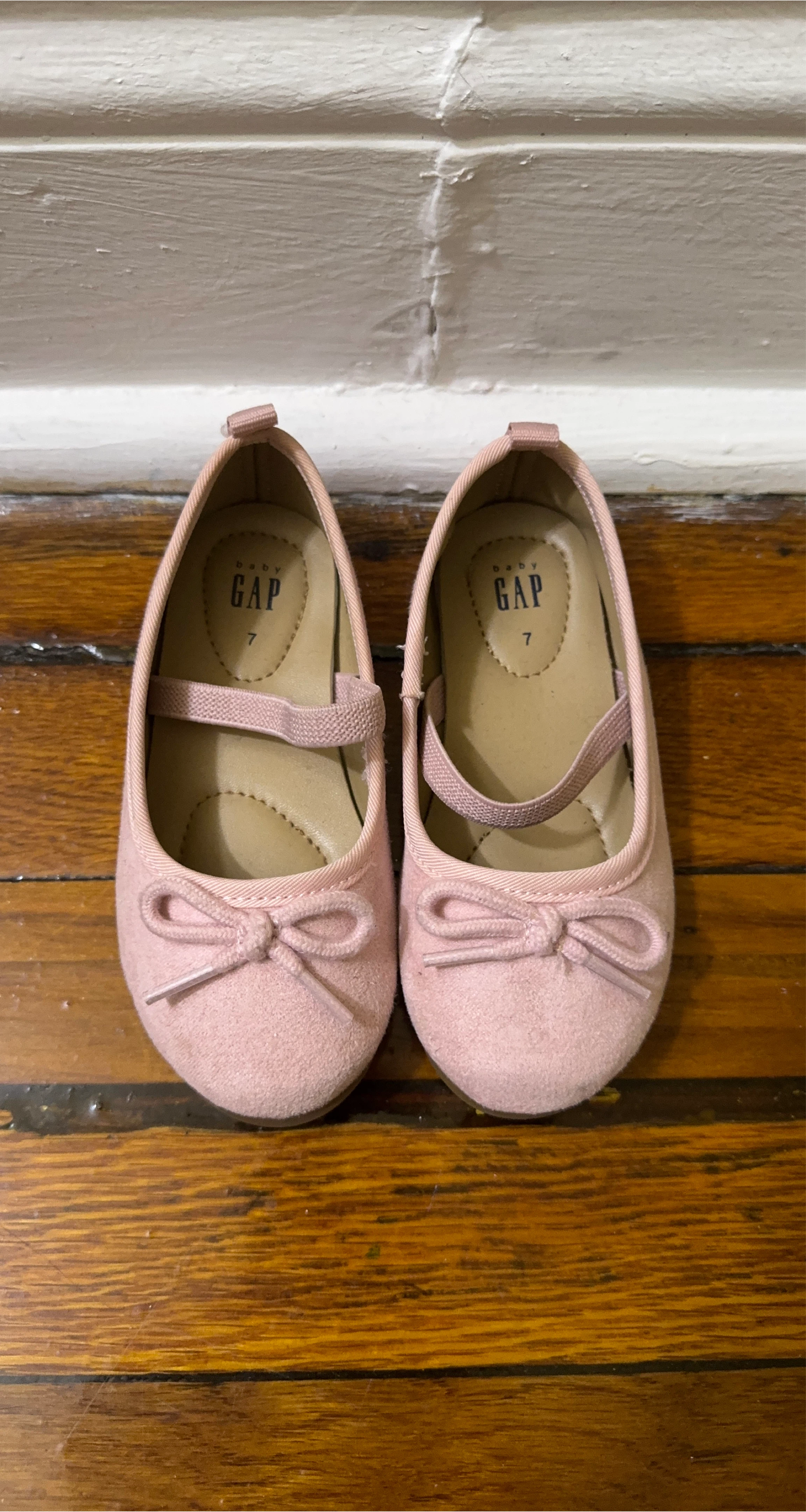 Baby Gap Pink Ballet Flats - Size 7 thumbnail