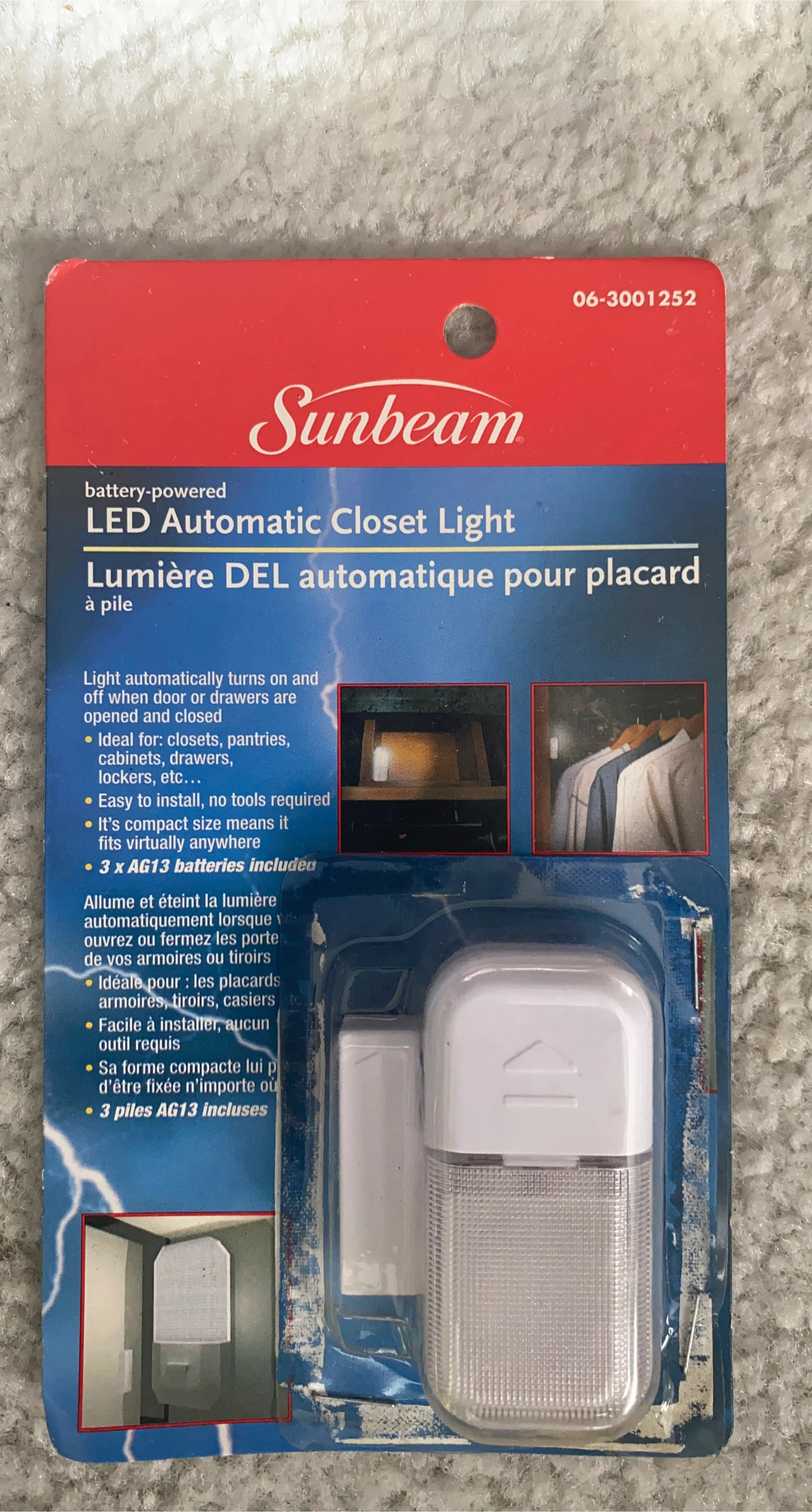 Sunbeam LED Automatic Closet Light 🧡 New in Package thumbnail