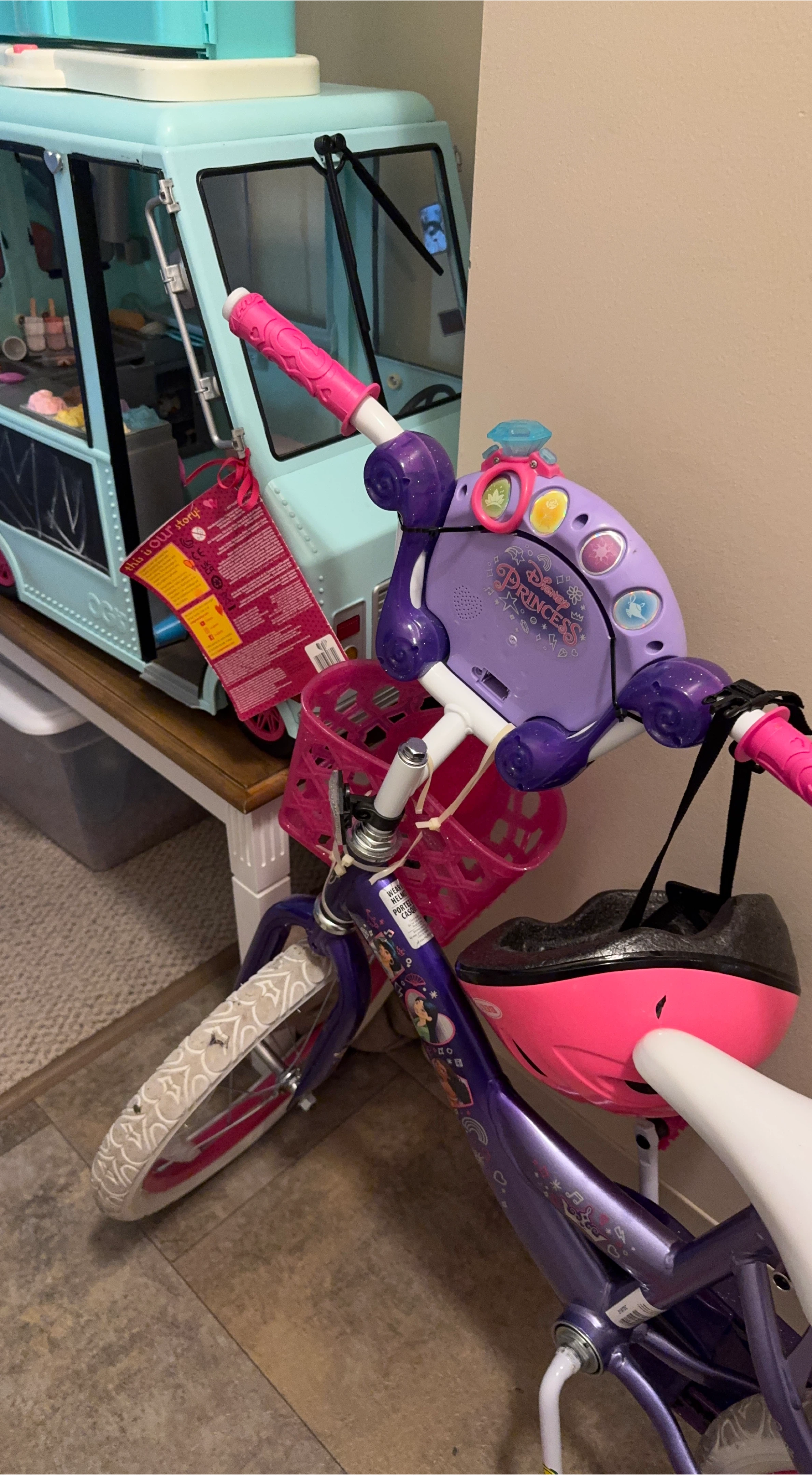Disney Princess Kids' Bike with Helmet thumbnail