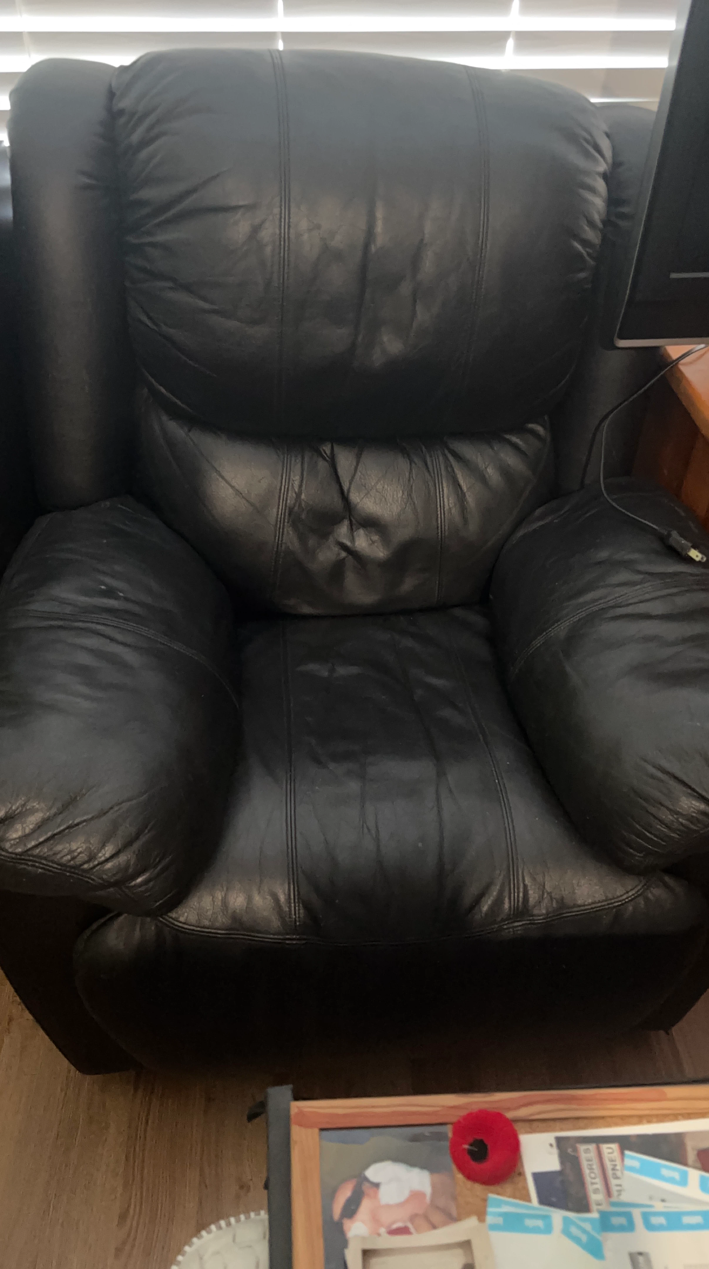 Black Leather Recliner Chair thumbnail