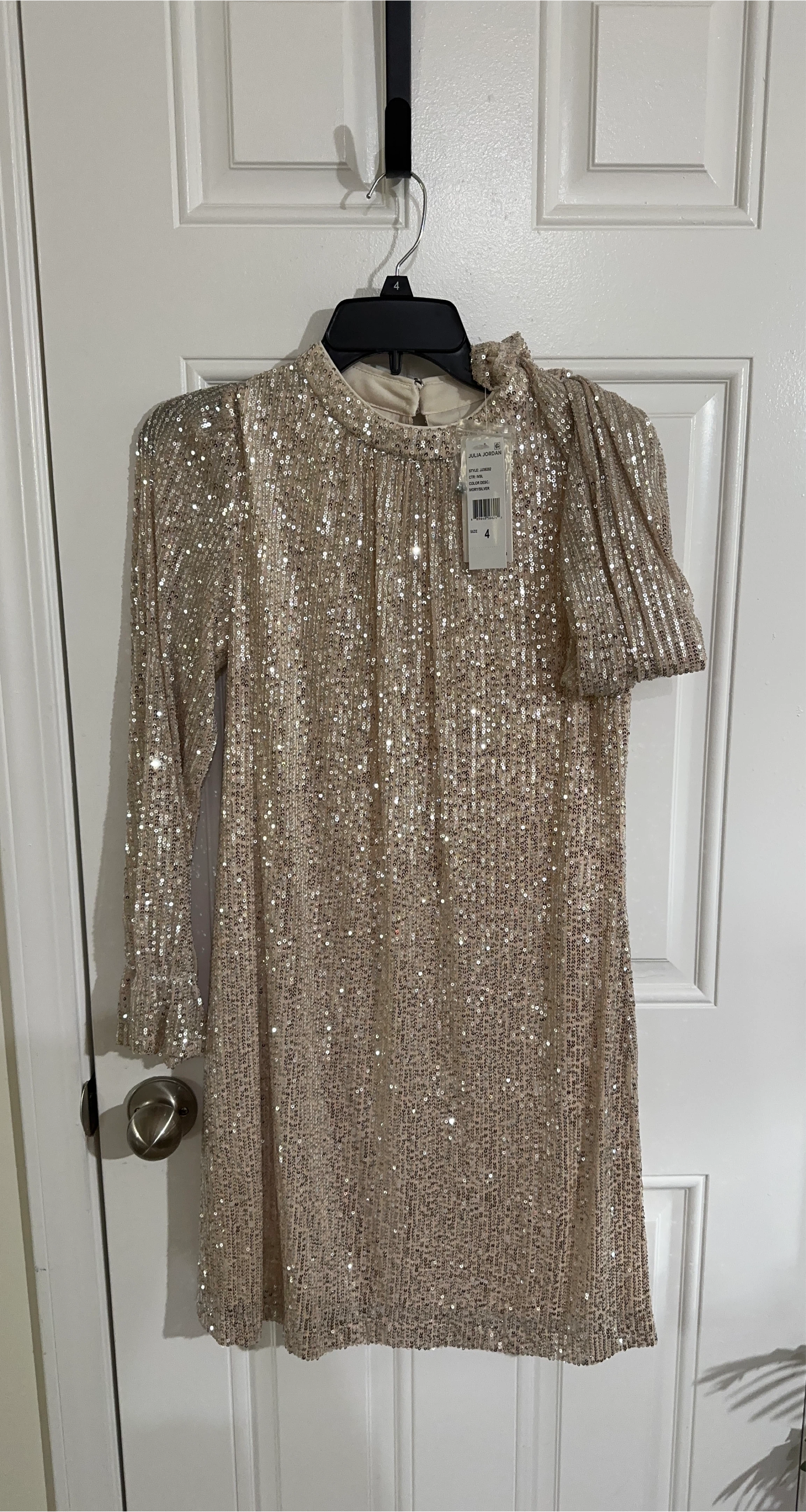 Julia Jordan Sequin Dress - Size 4 thumbnail