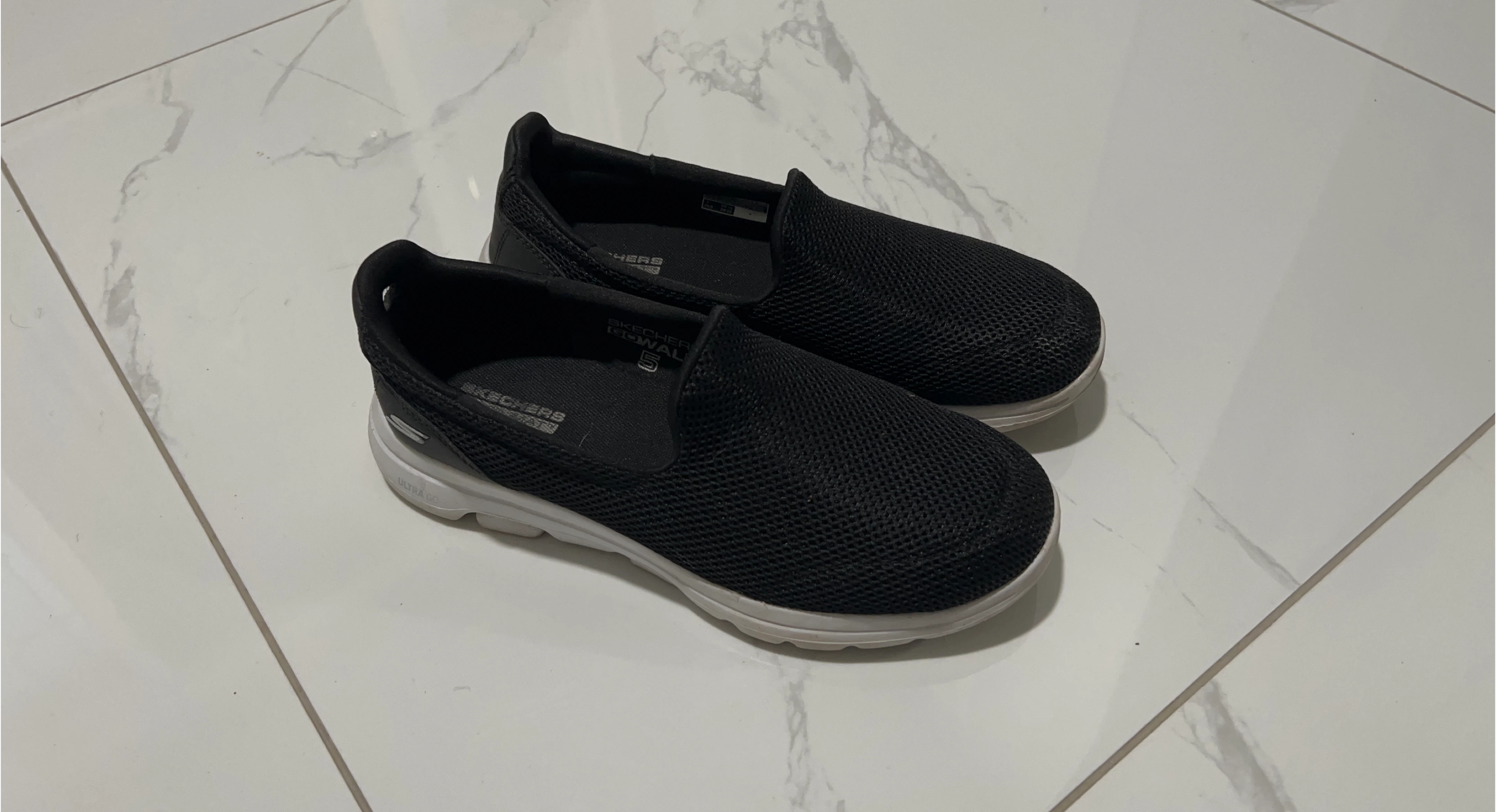 Skechers GOwalk 5 Slip-On Shoes - Black thumbnail