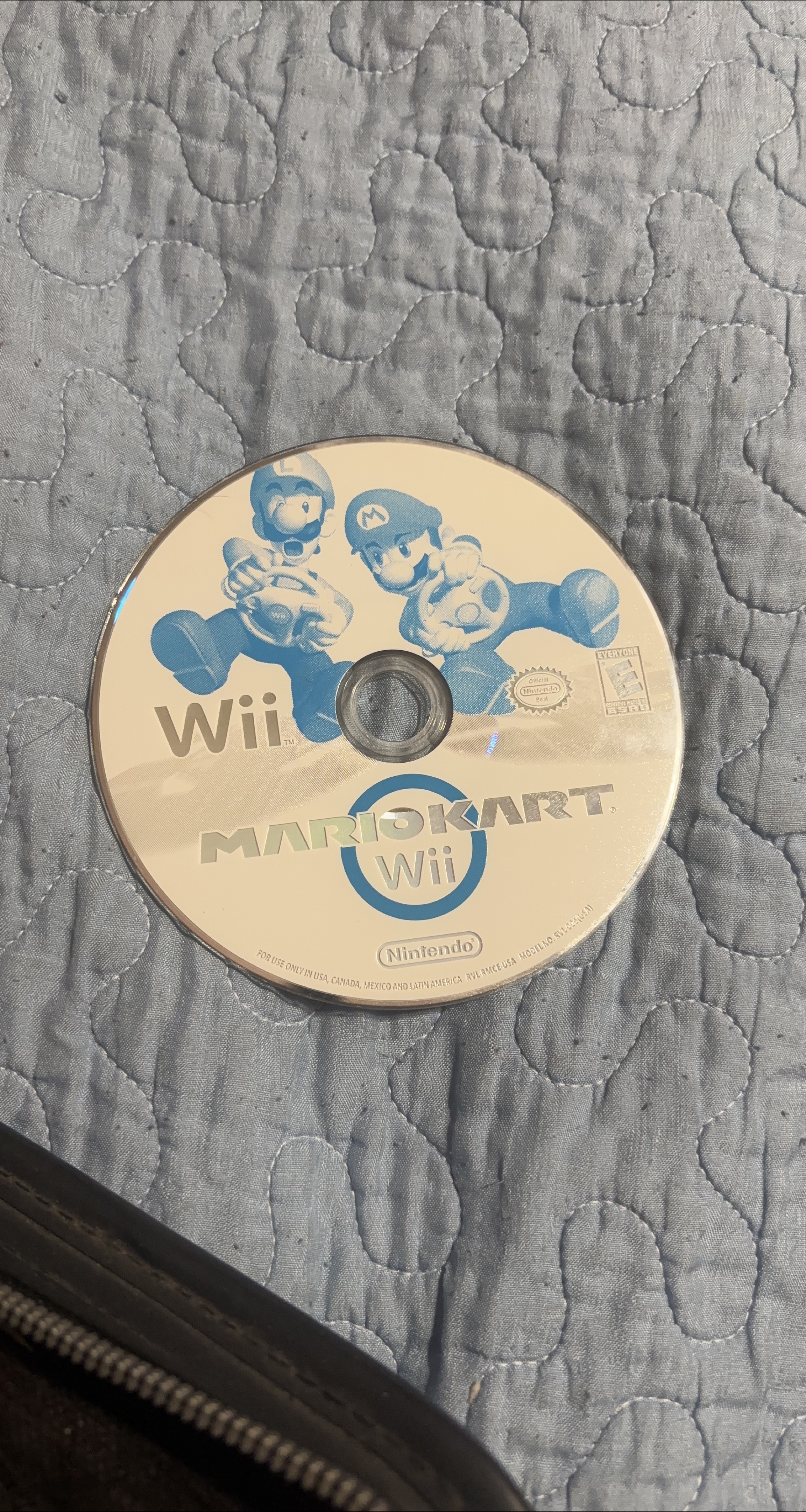 Mario Kart Wii Game Disc thumbnail