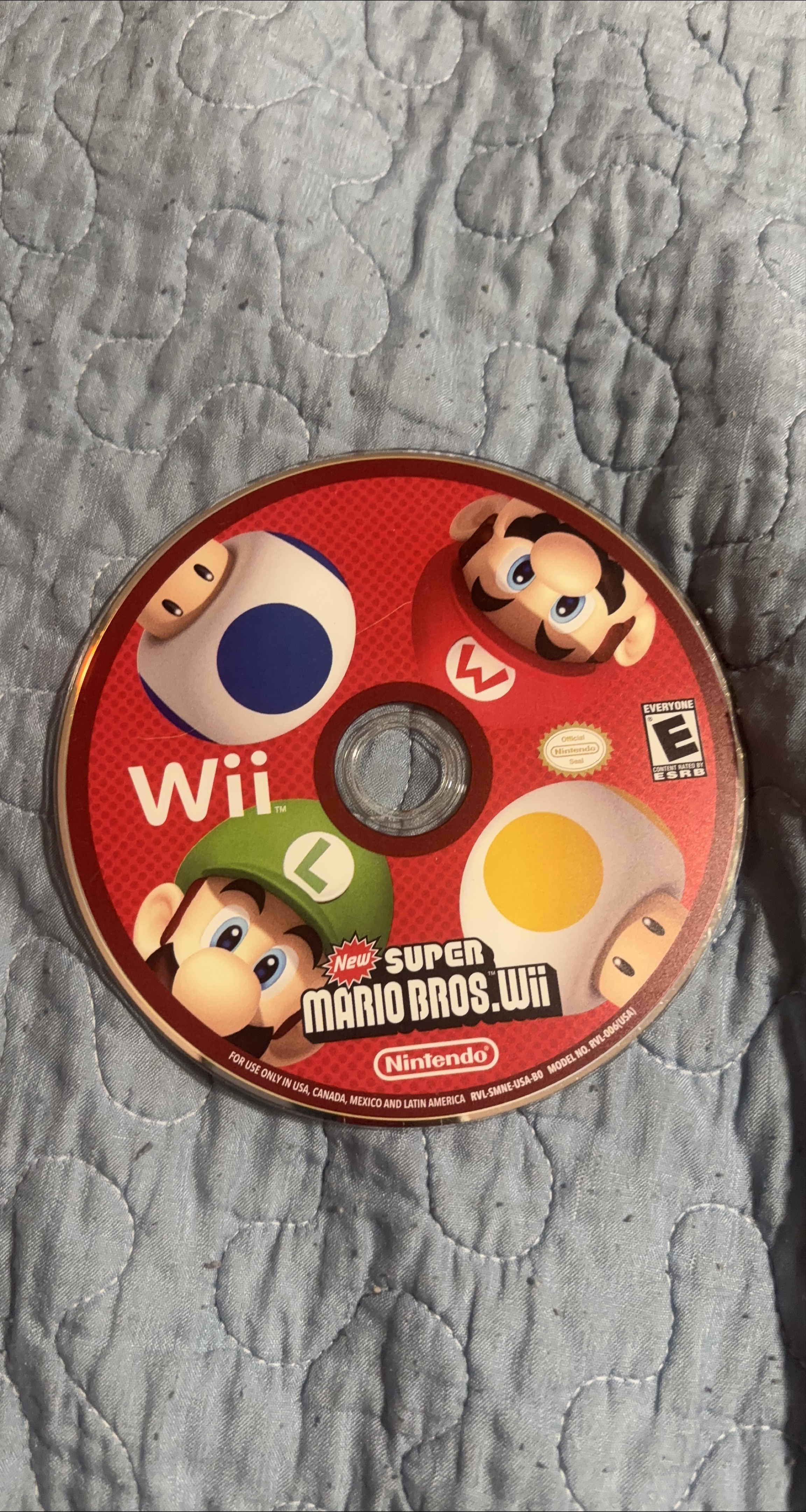 New Super Mario Bros. Wii Game Disc thumbnail