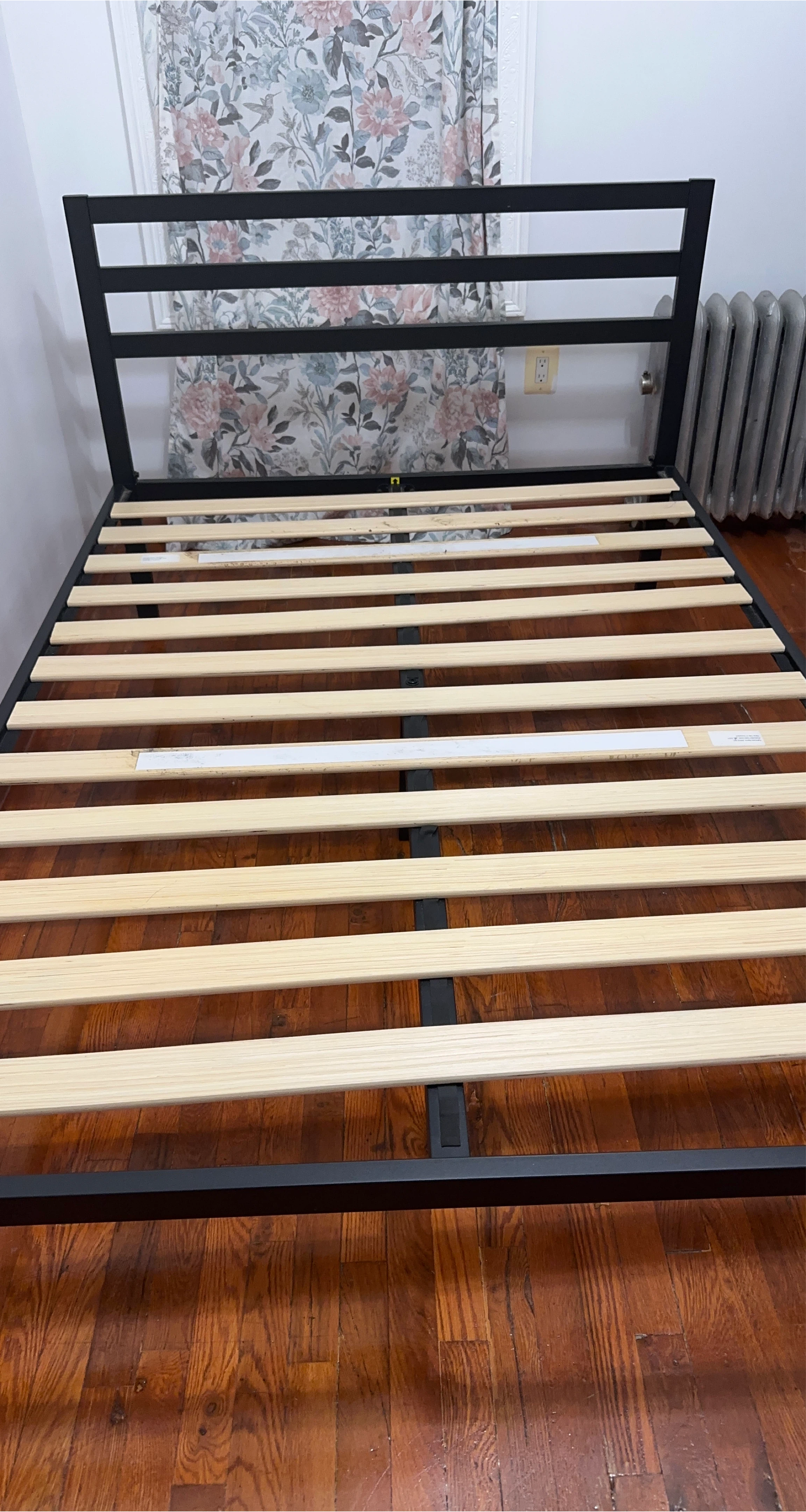 Black Metal Bed Frame thumbnail