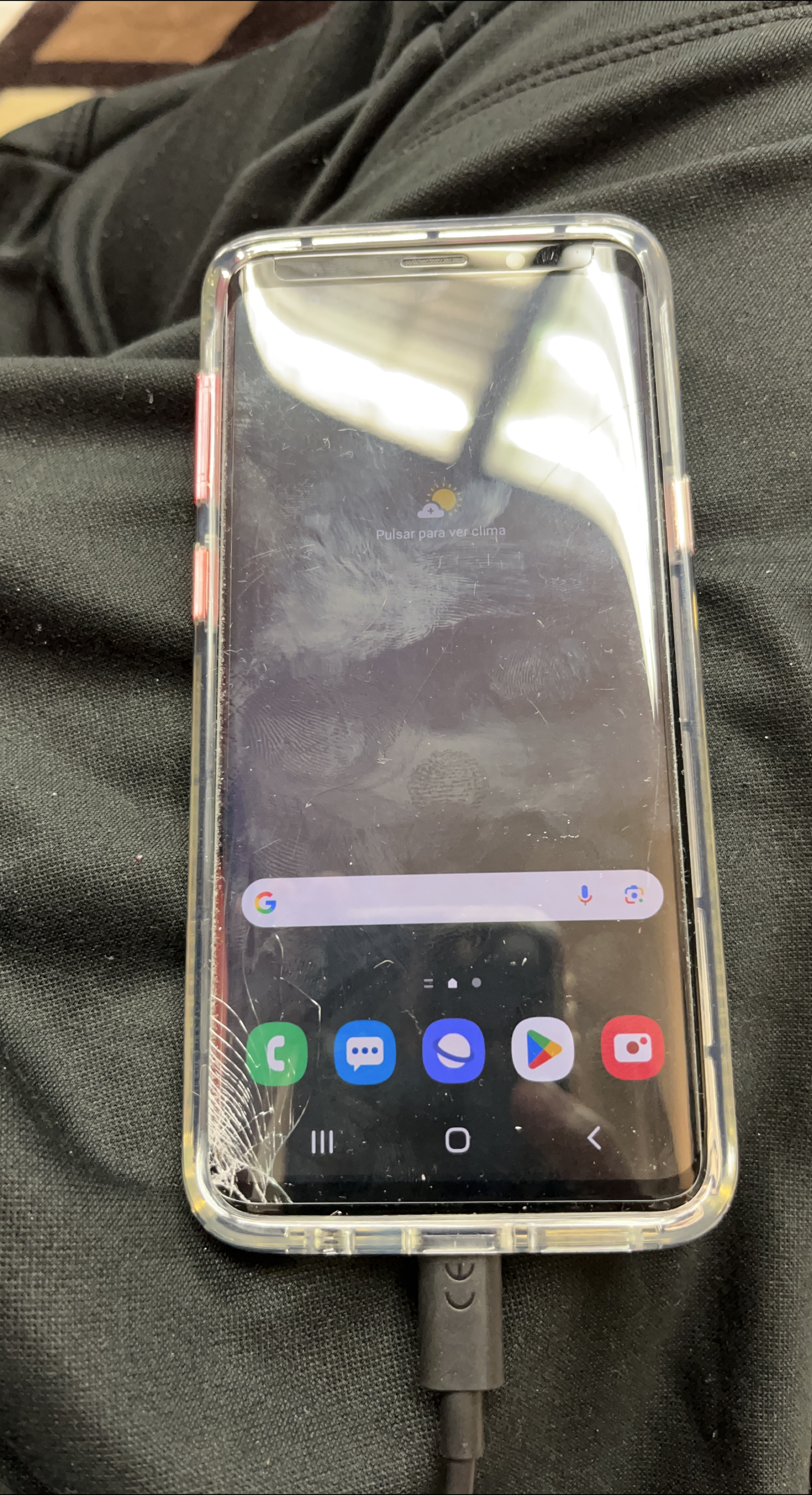 Samsung Galaxy S9 - Cracked Screen thumbnail