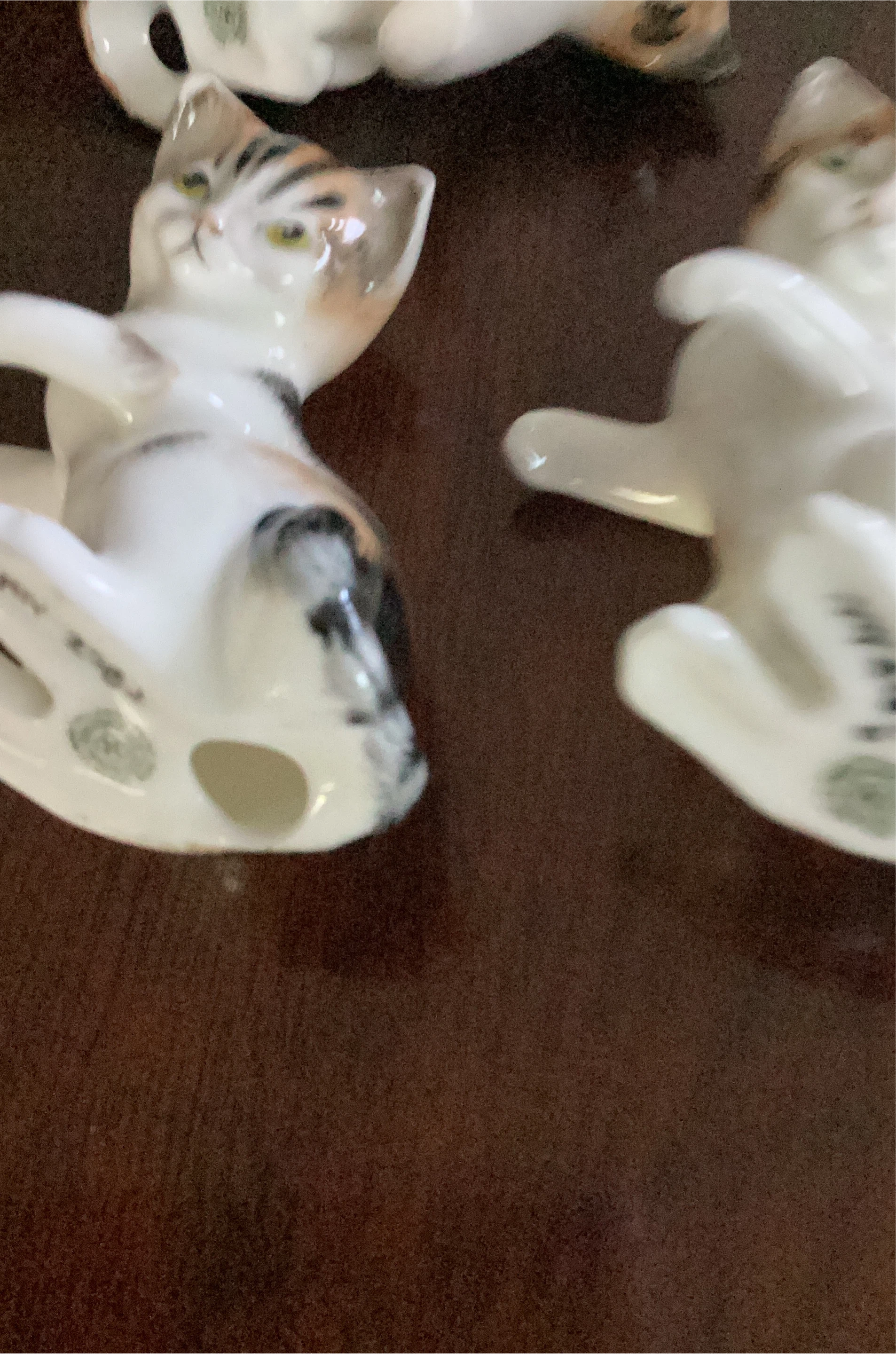 Vintage Ceramic Cat Figurines thumbnail