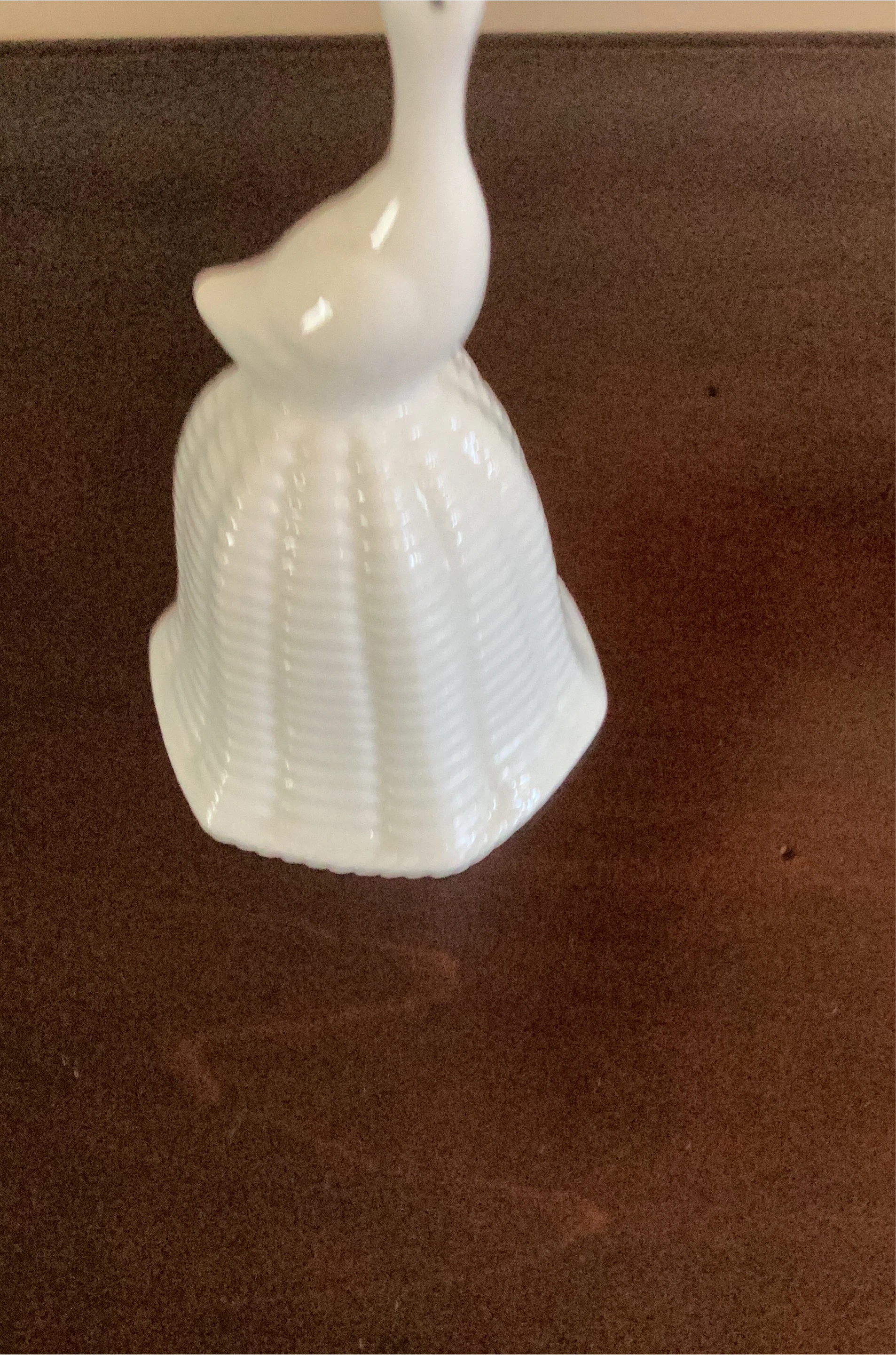 White Ceramic Duck Bell image indicator(1)